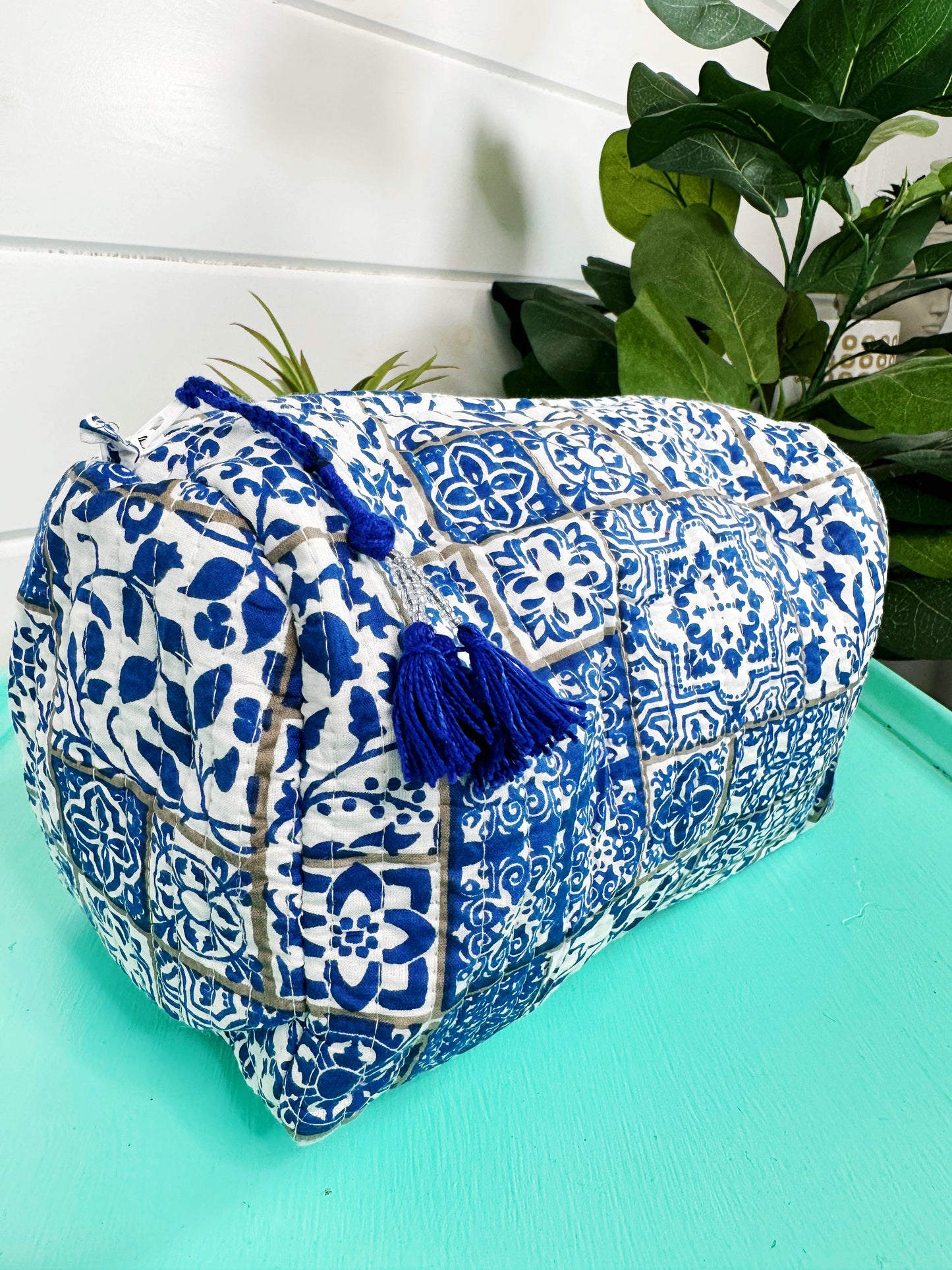 Blue and White Mosaic Print Quilted Makeup Cosmetics Toiletry Bag