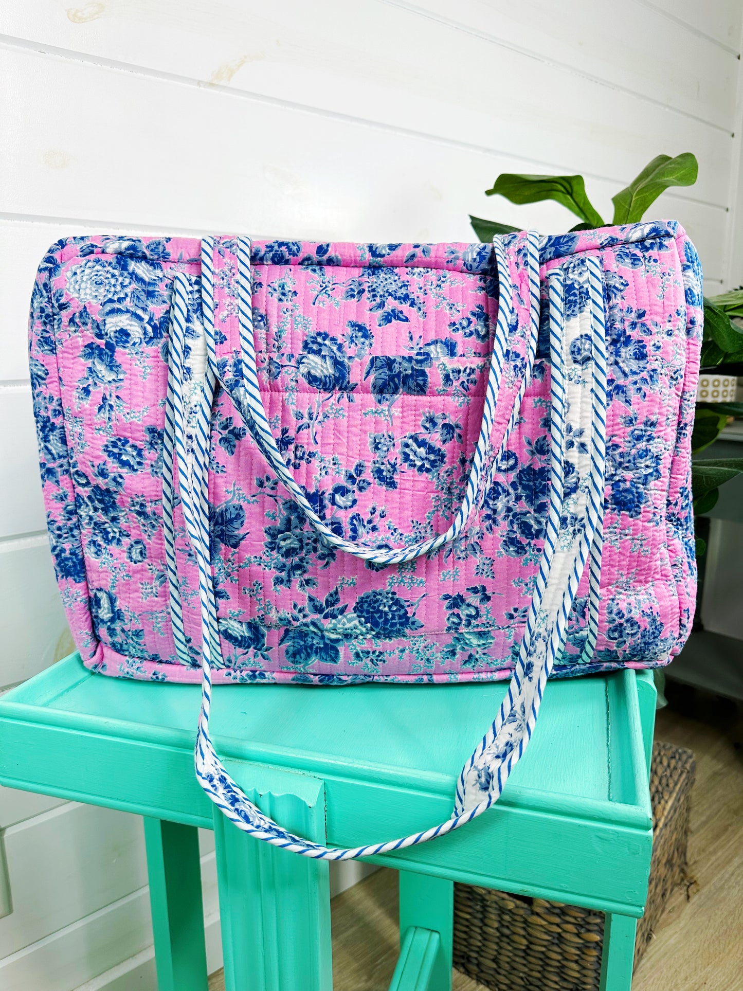 Pink Cottage Floral Print Quilted Weekender Overnight Bag