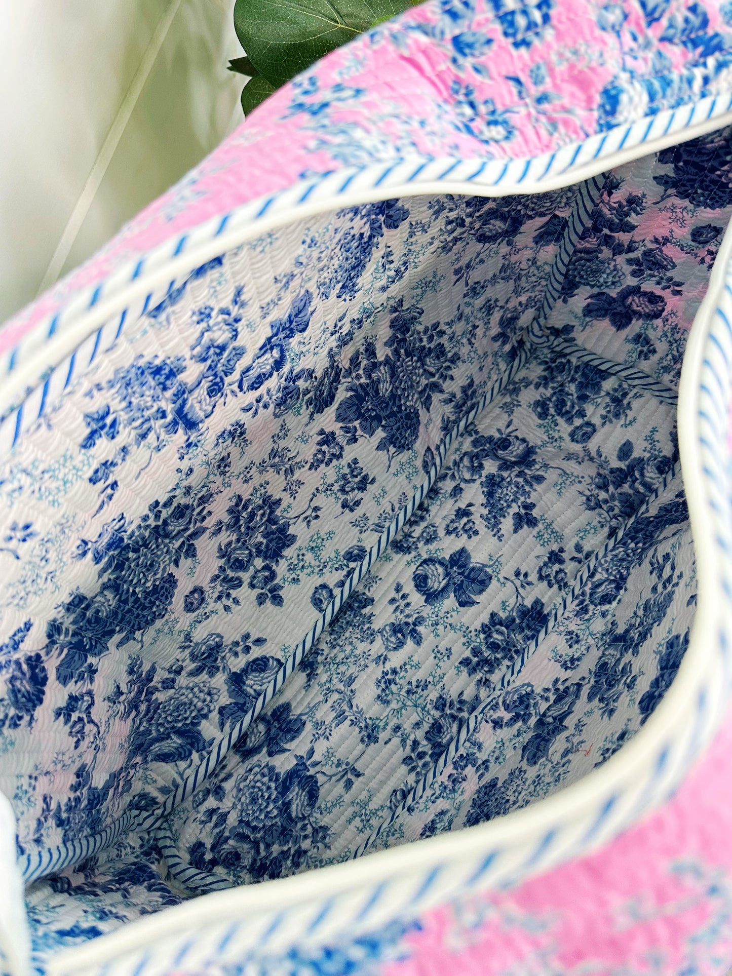 Pink Cottage Floral Print Quilted Weekender Overnight Bag