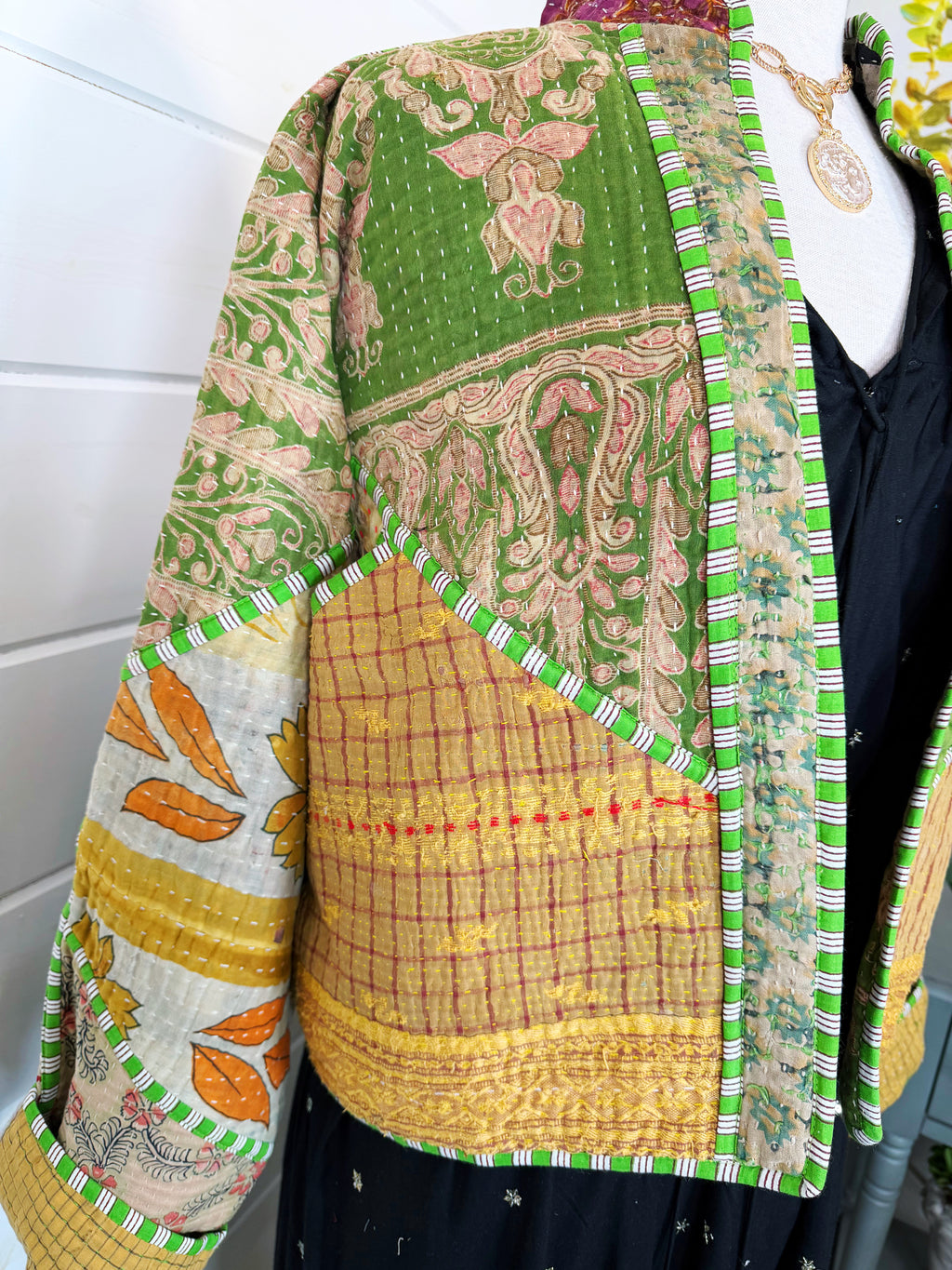 Patchwork Kantha Jacket – Quilted Reversible Blanket Coat
