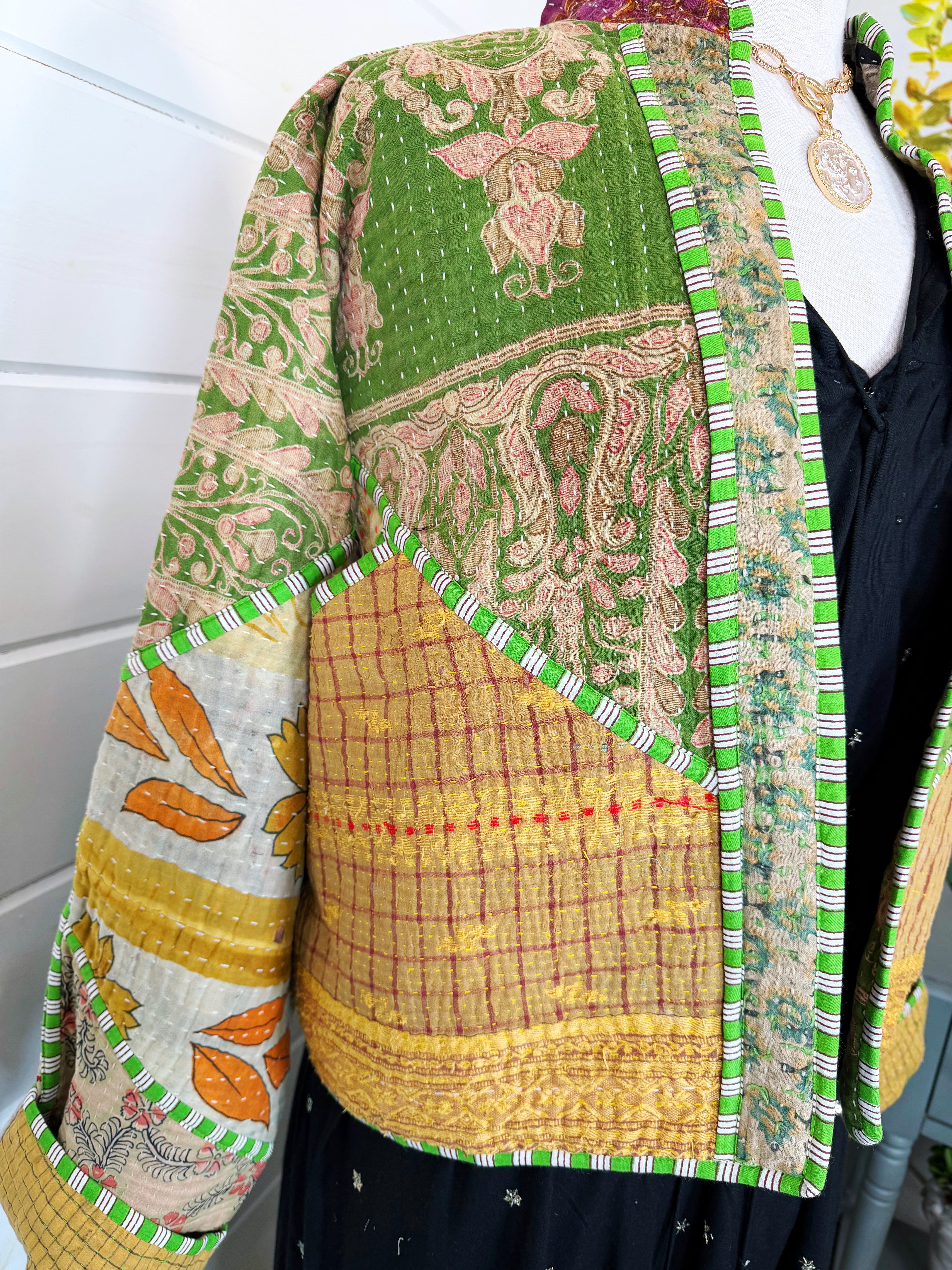 Patchwork Kantha Jacket – Quilted Reversible Blanket Coat