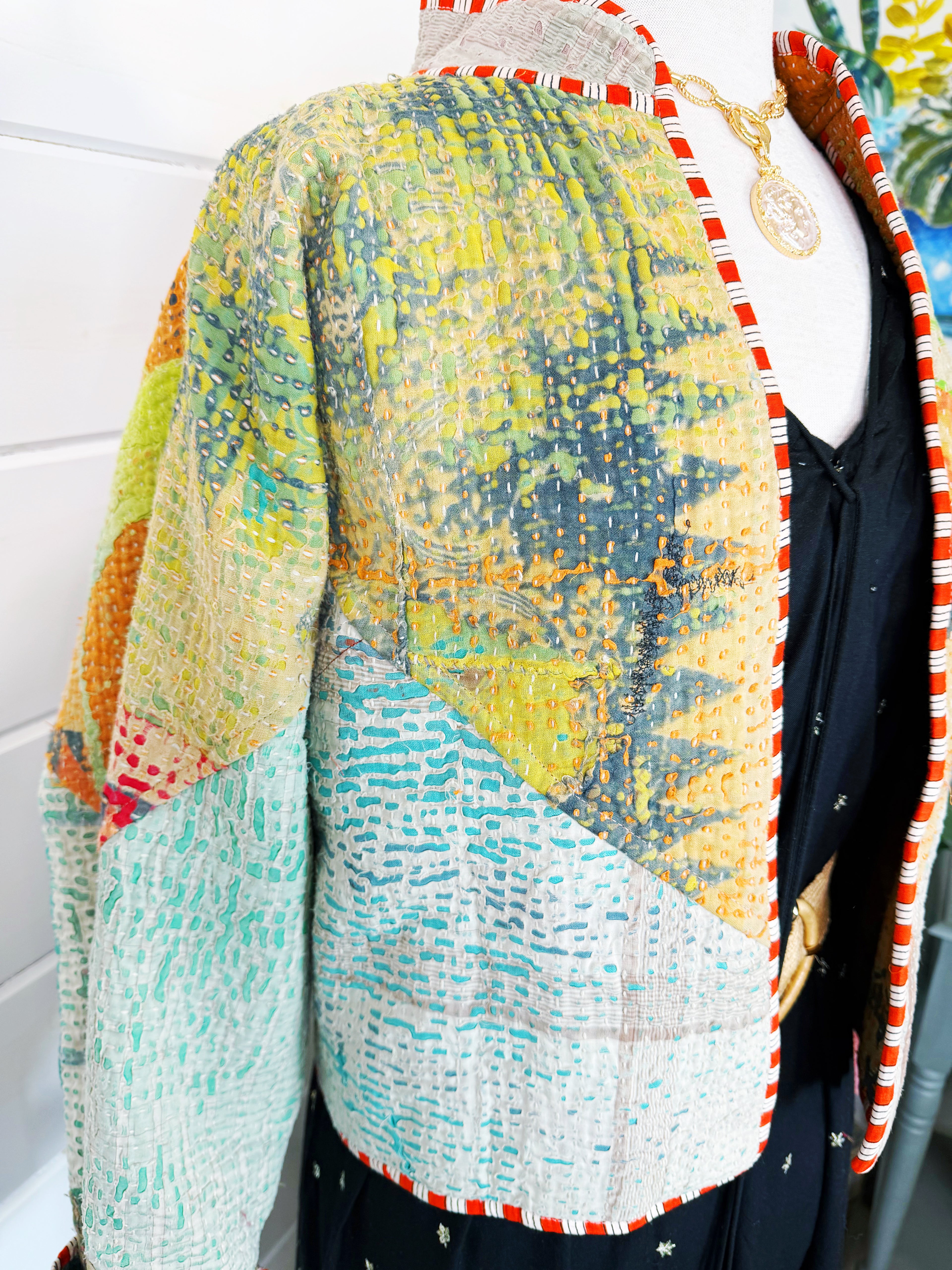Patchwork Kantha Jacket – Quilted Reversible Blanket Coat