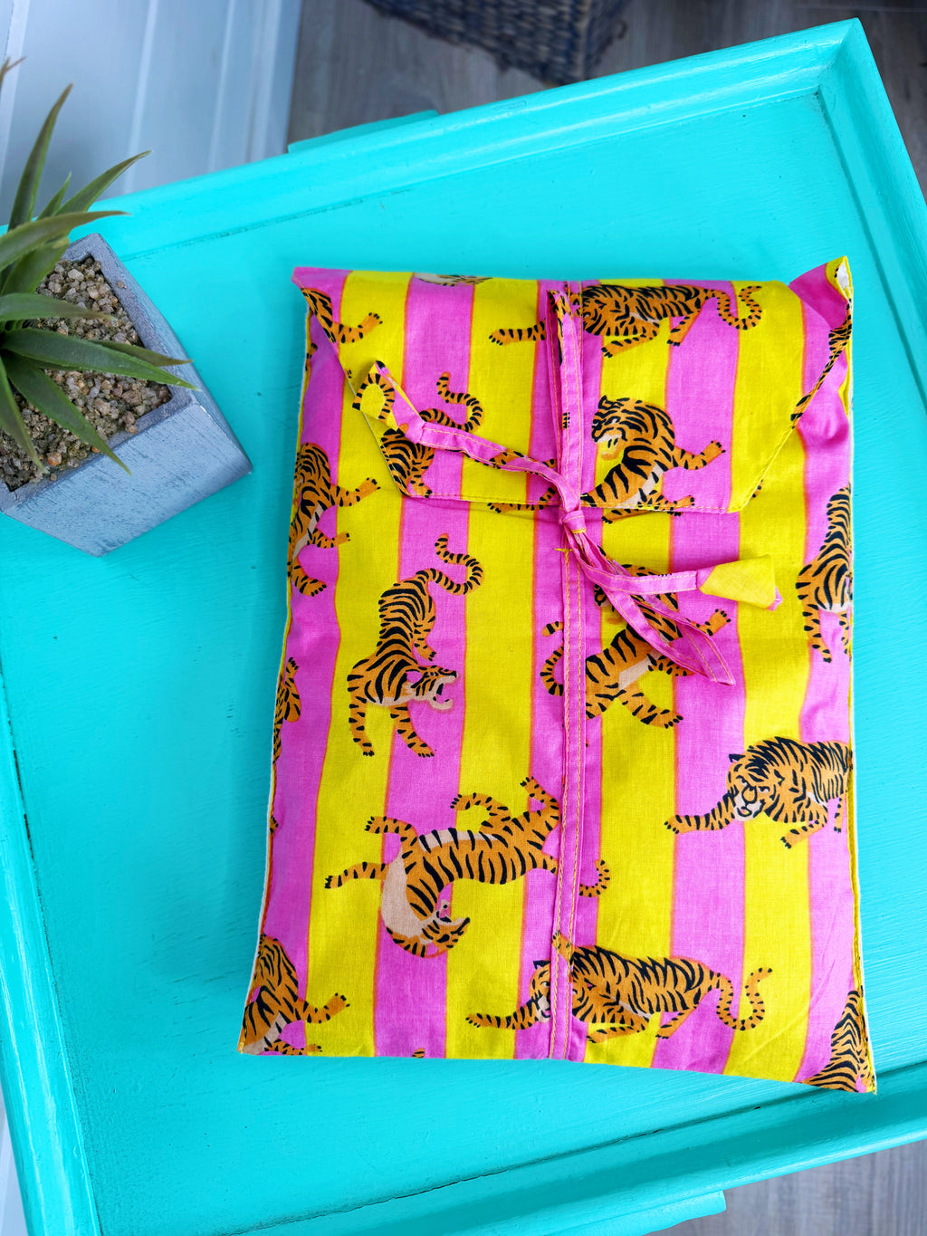 Women's Cotton Pajama Set - Lemonade Tiger Print