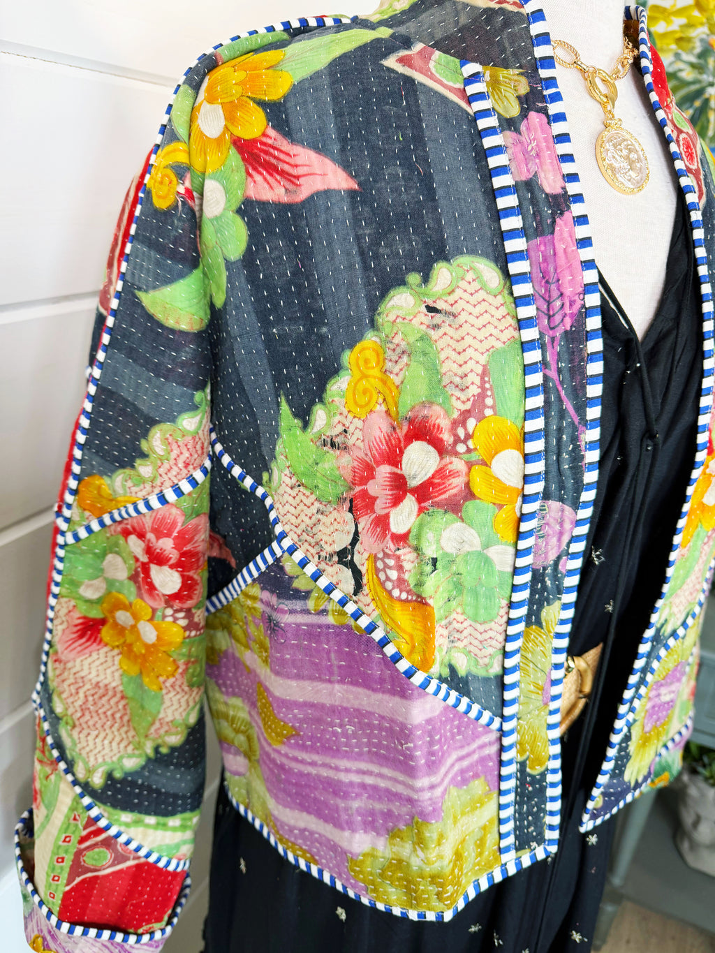 Patchwork Kantha Jacket – Quilted Reversible Blanket Coat