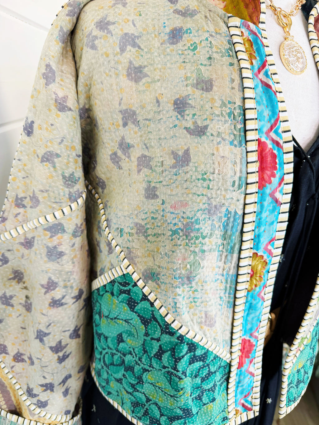 Patchwork Kantha Jacket – Quilted Reversible Blanket Coat