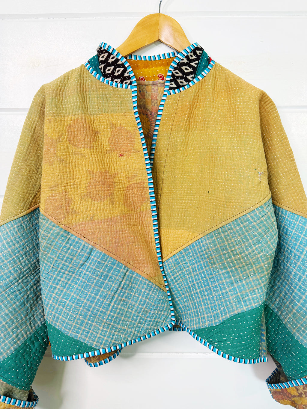 Patchwork Kantha Jacket – Quilted Reversible Blanket Coat