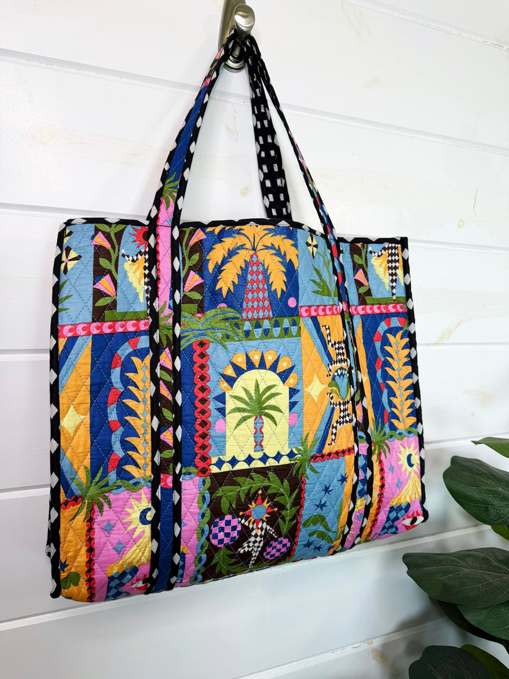 Large Quilted Travel Tote Bag - Palm Cirque