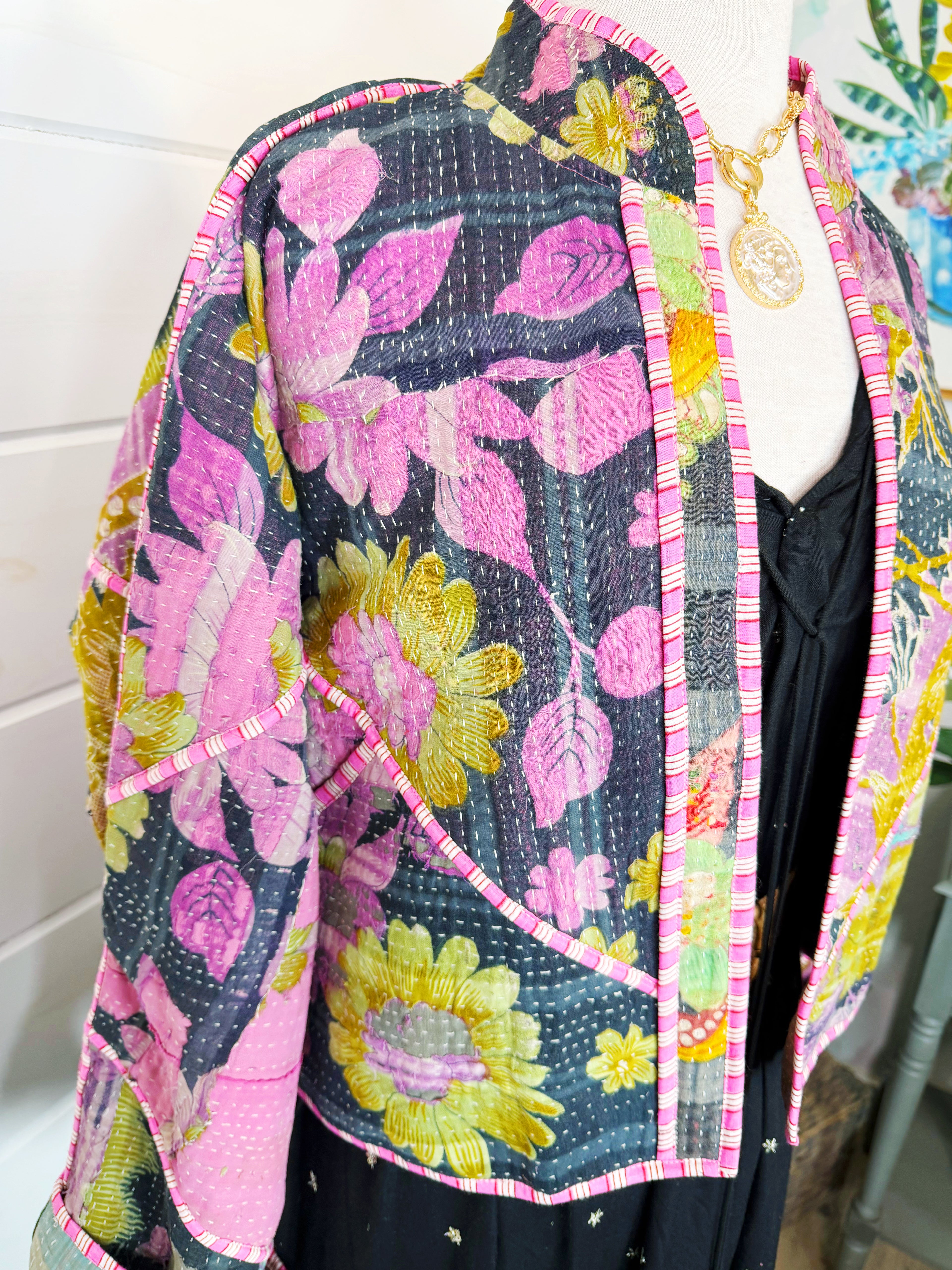 Patchwork Kantha Jacket – Quilted Reversible Blanket Coat