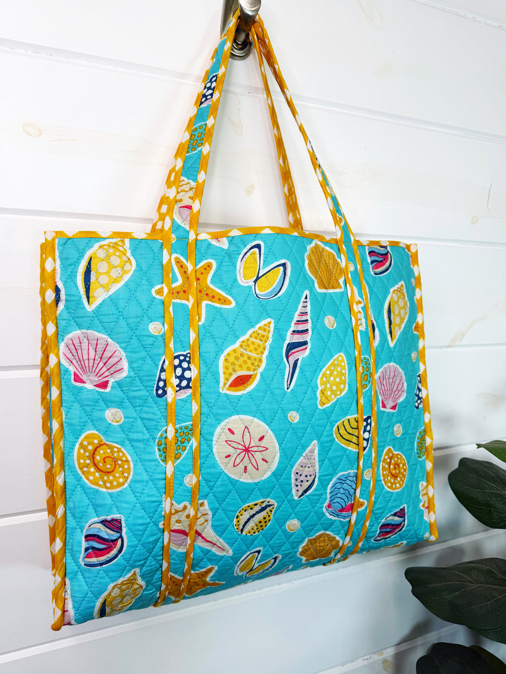Quilted Large Tote Bag - Aqua Seashell Print