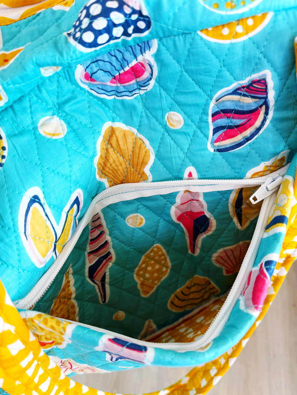 Quilted Weekender Overnight Bag - Aqua Seashell Print