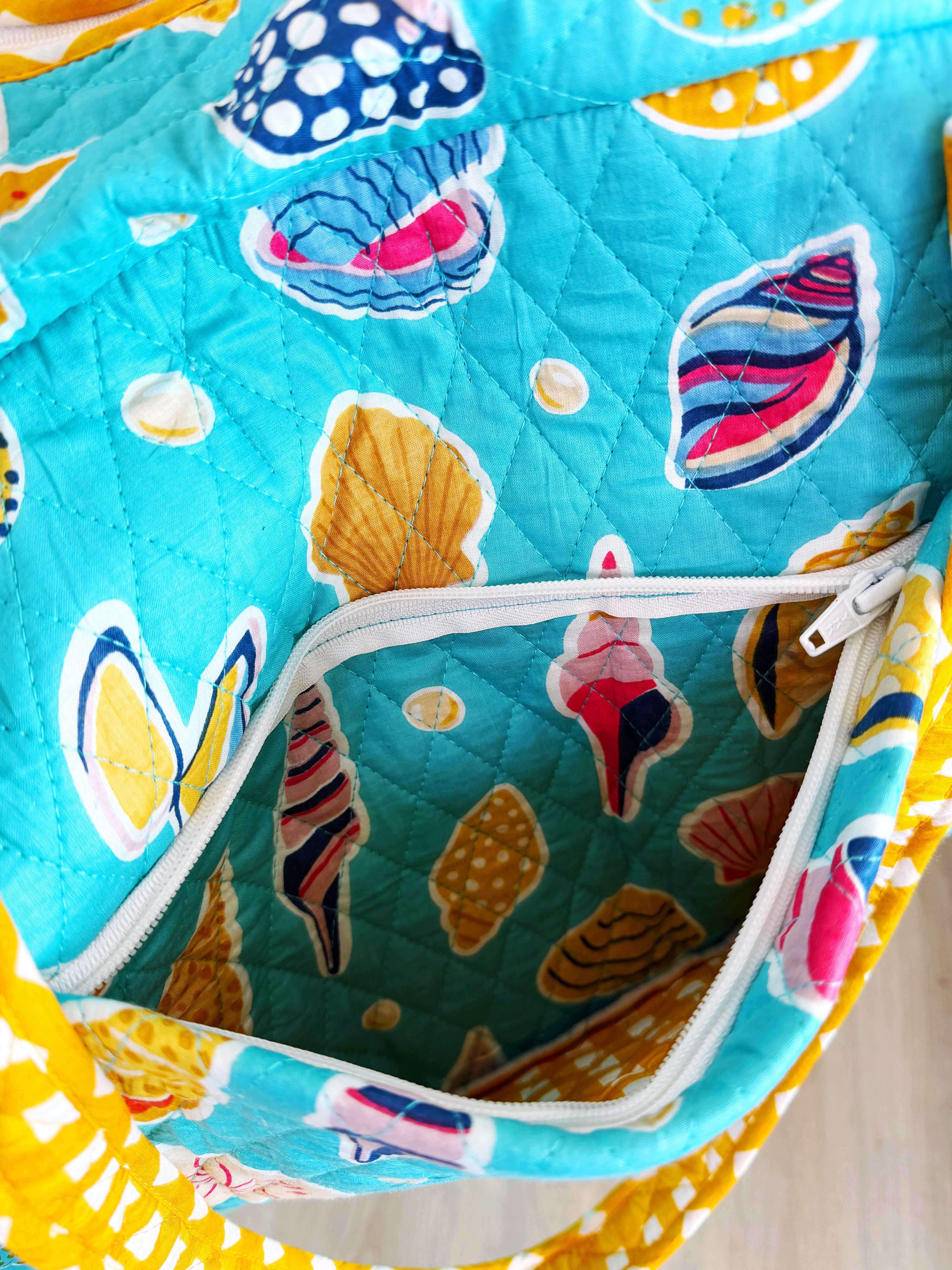 Quilted Weekender Overnight Bag - Aqua Seashell Print