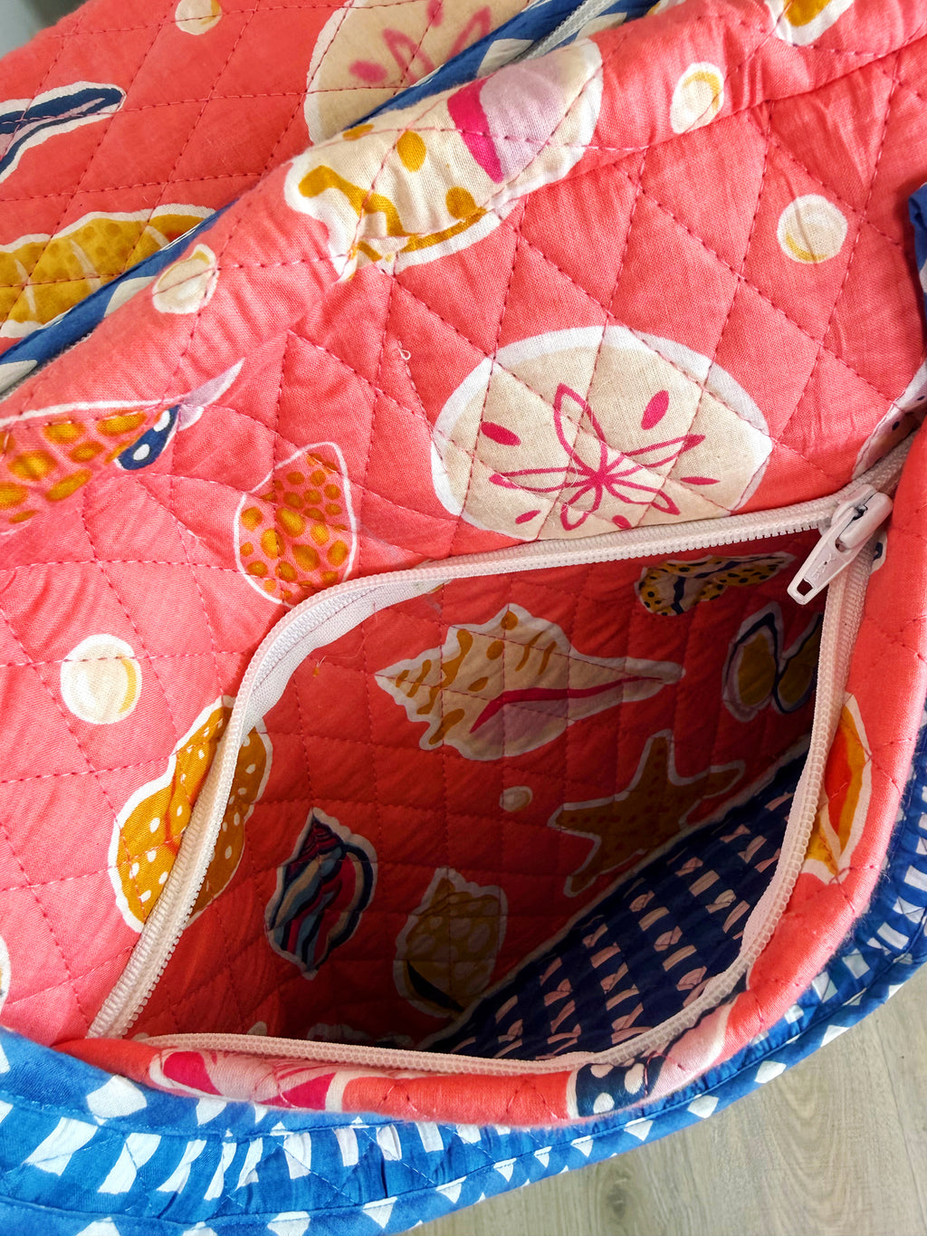 Quilted Weekender Overnight Bag - Coral Seashell Print