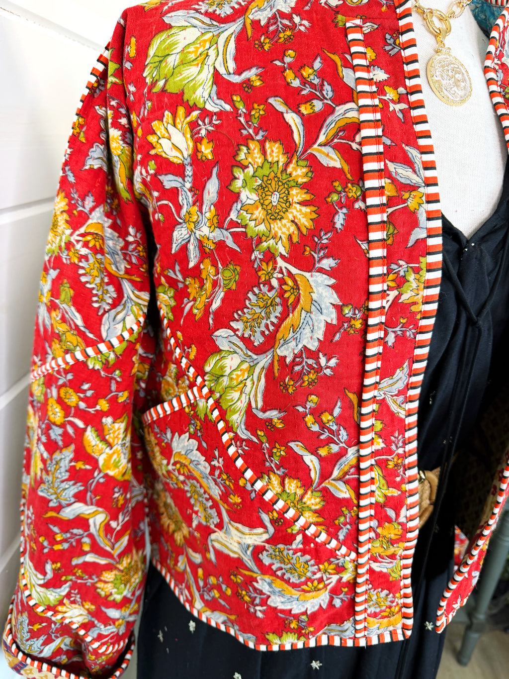 Patchwork Kantha Jacket – Quilted Reversible Blanket Coat