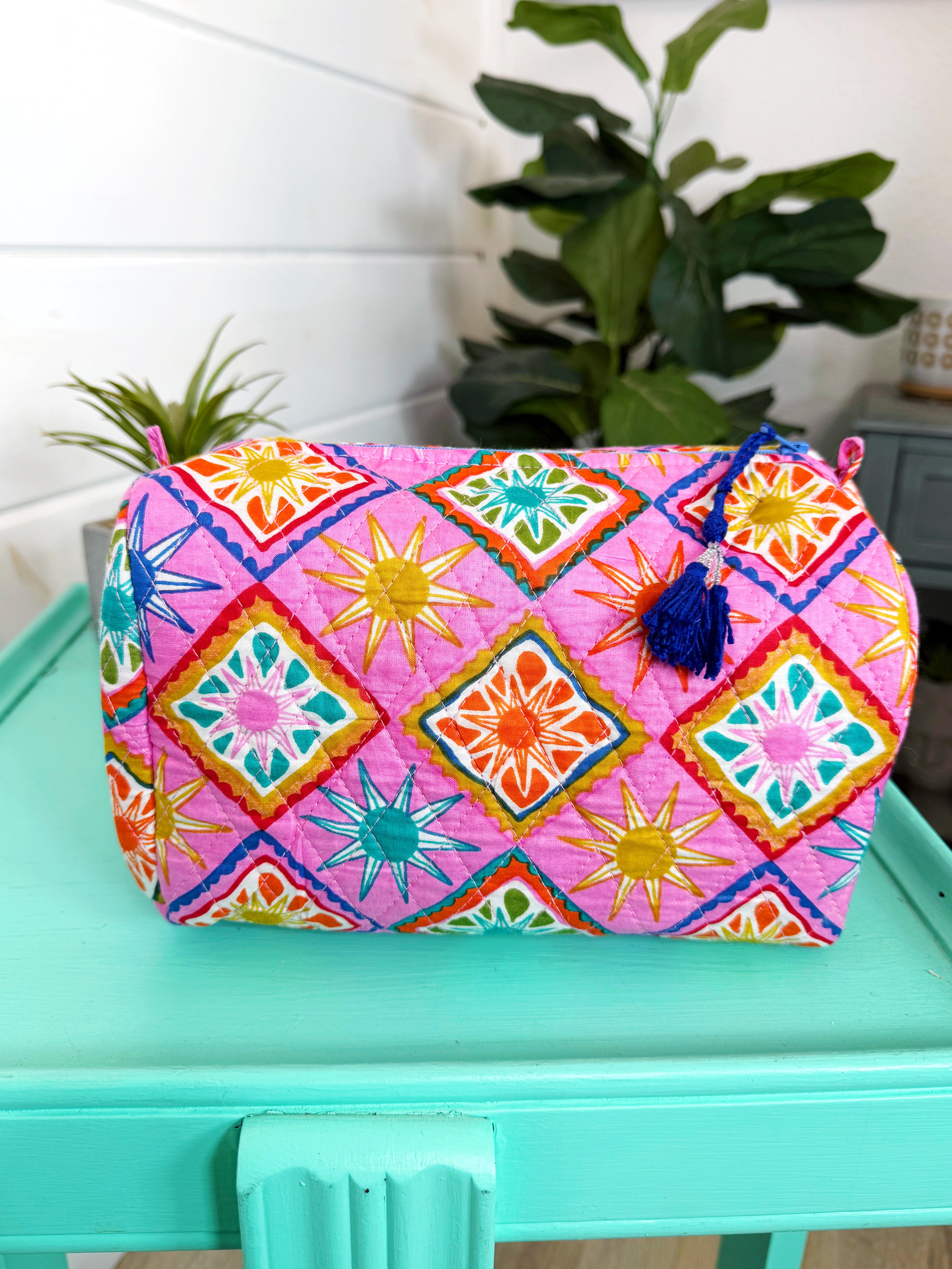 Quilted Makeup Cosmetics Toiletry Bag - Pink Sunshine
