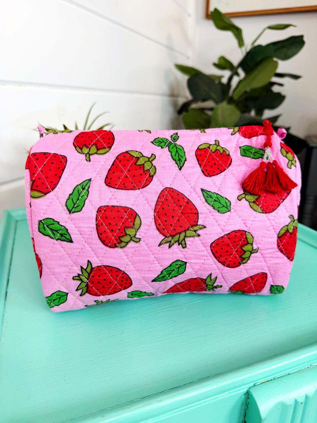 Quilted Makeup Cosmetics Toiletry Bag - Light Pink Strawberry