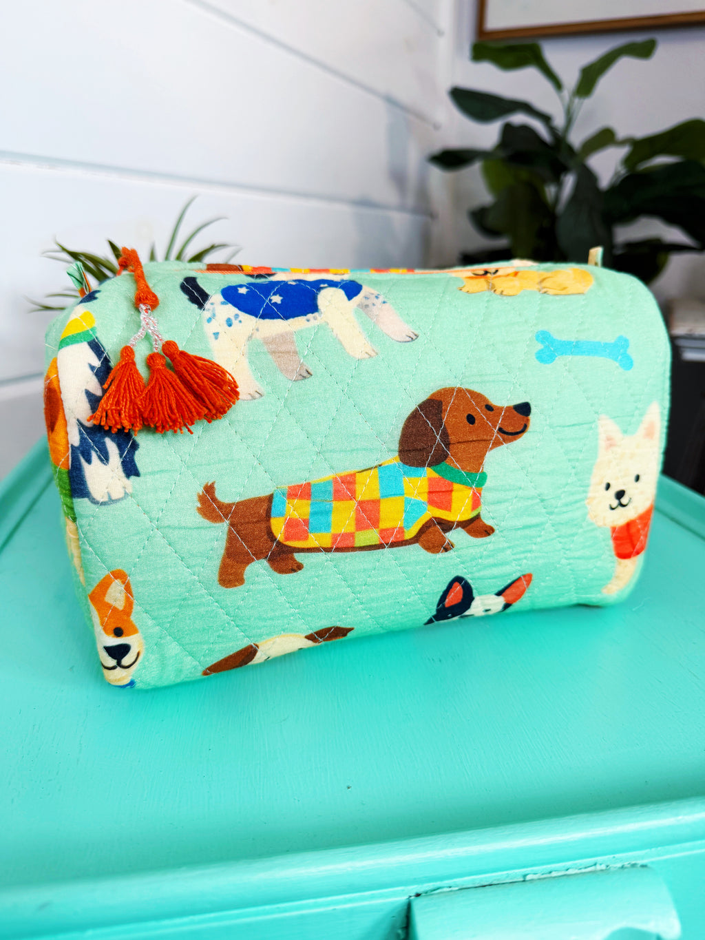 Quilted Makeup Cosmetics Toiletry Bag - Green Dog Print