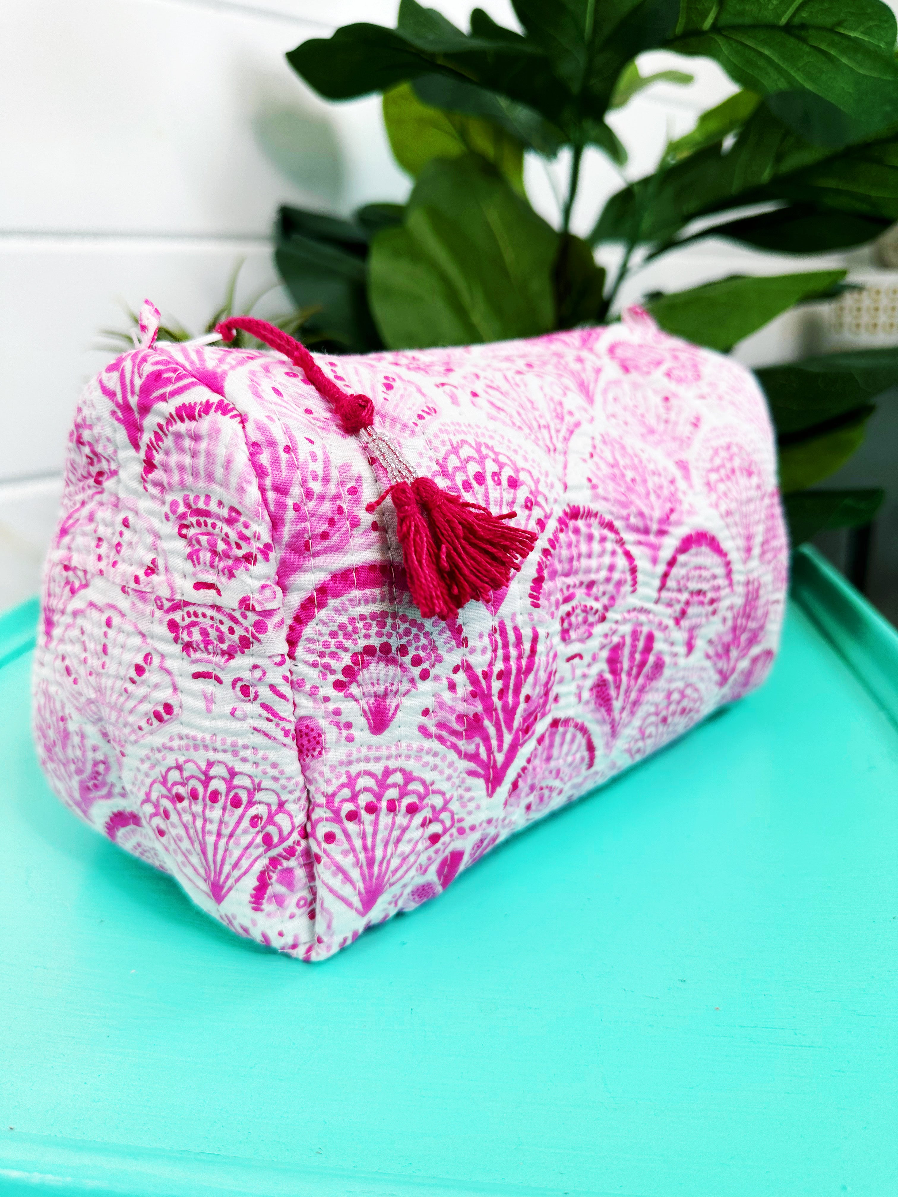 Pink Seashells Quilted Makeup Cosmetics Toiletry Bag