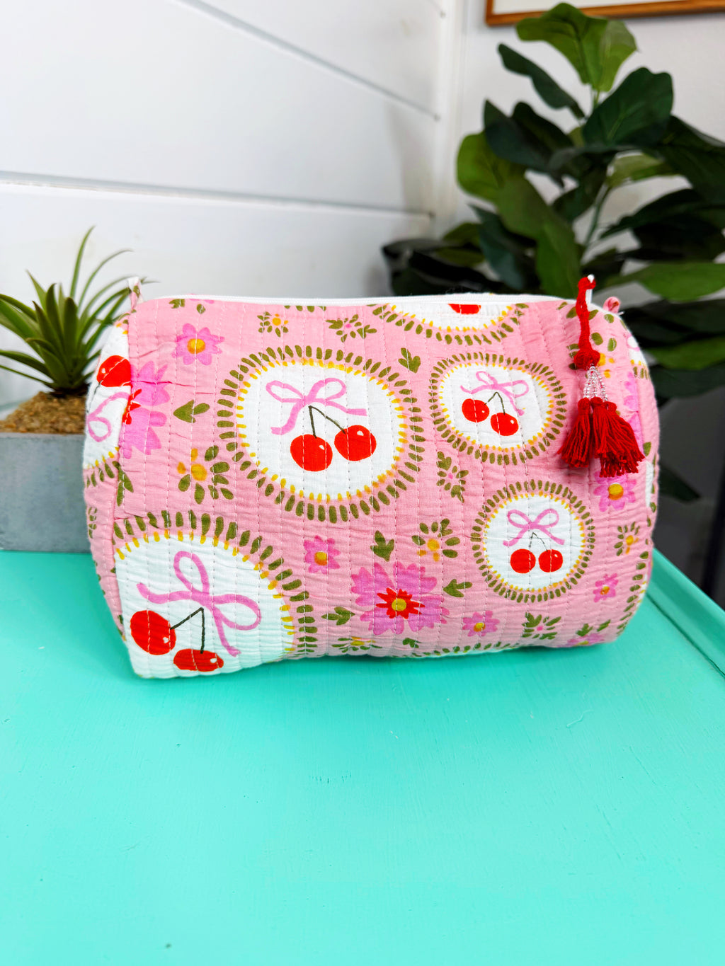 Quilted Makeup Cosmetics Toiletry Bag - Pink Cherry & Bows
