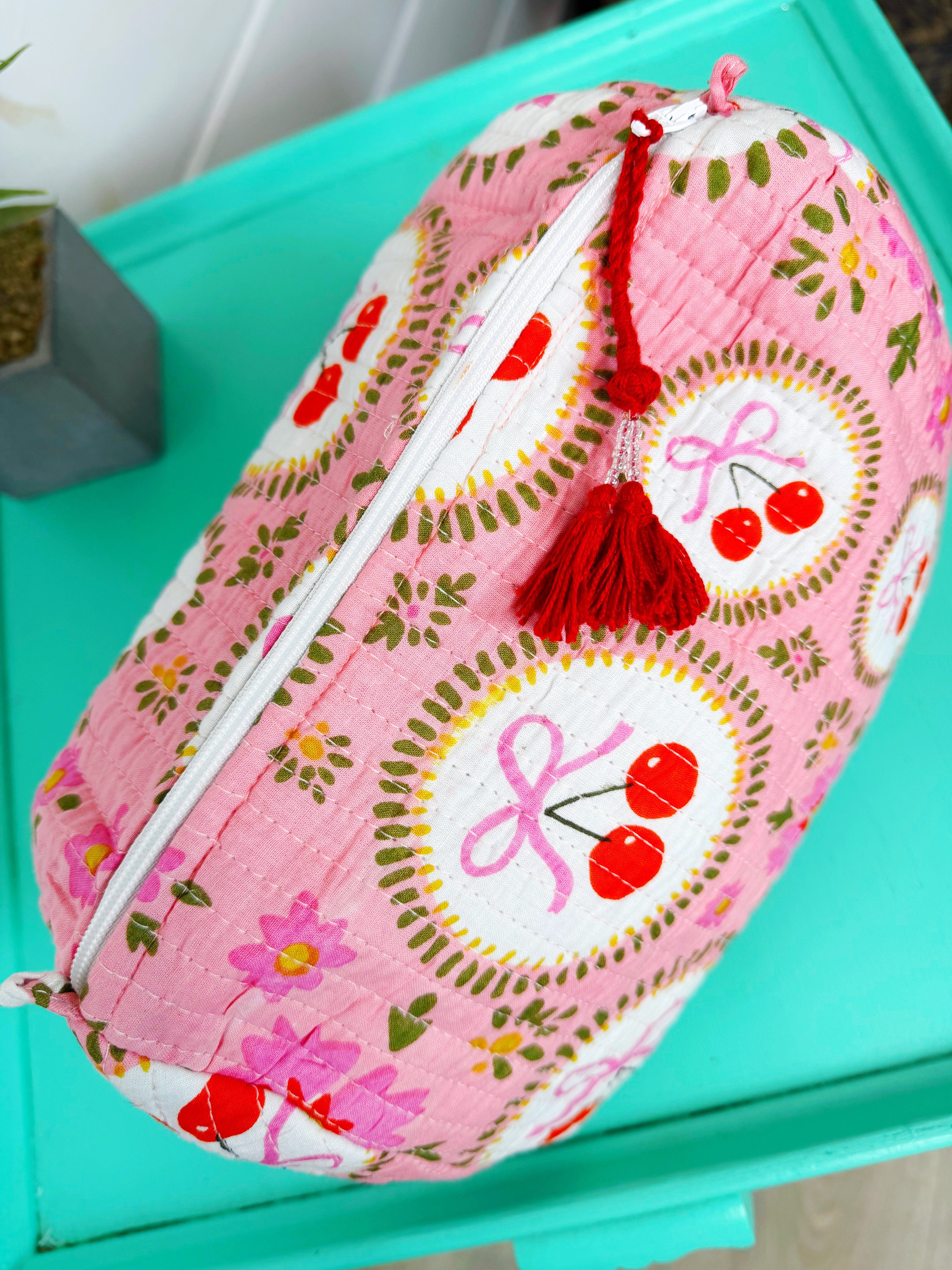 Quilted Makeup Cosmetics Toiletry Bag - Pink Cherry & Bows