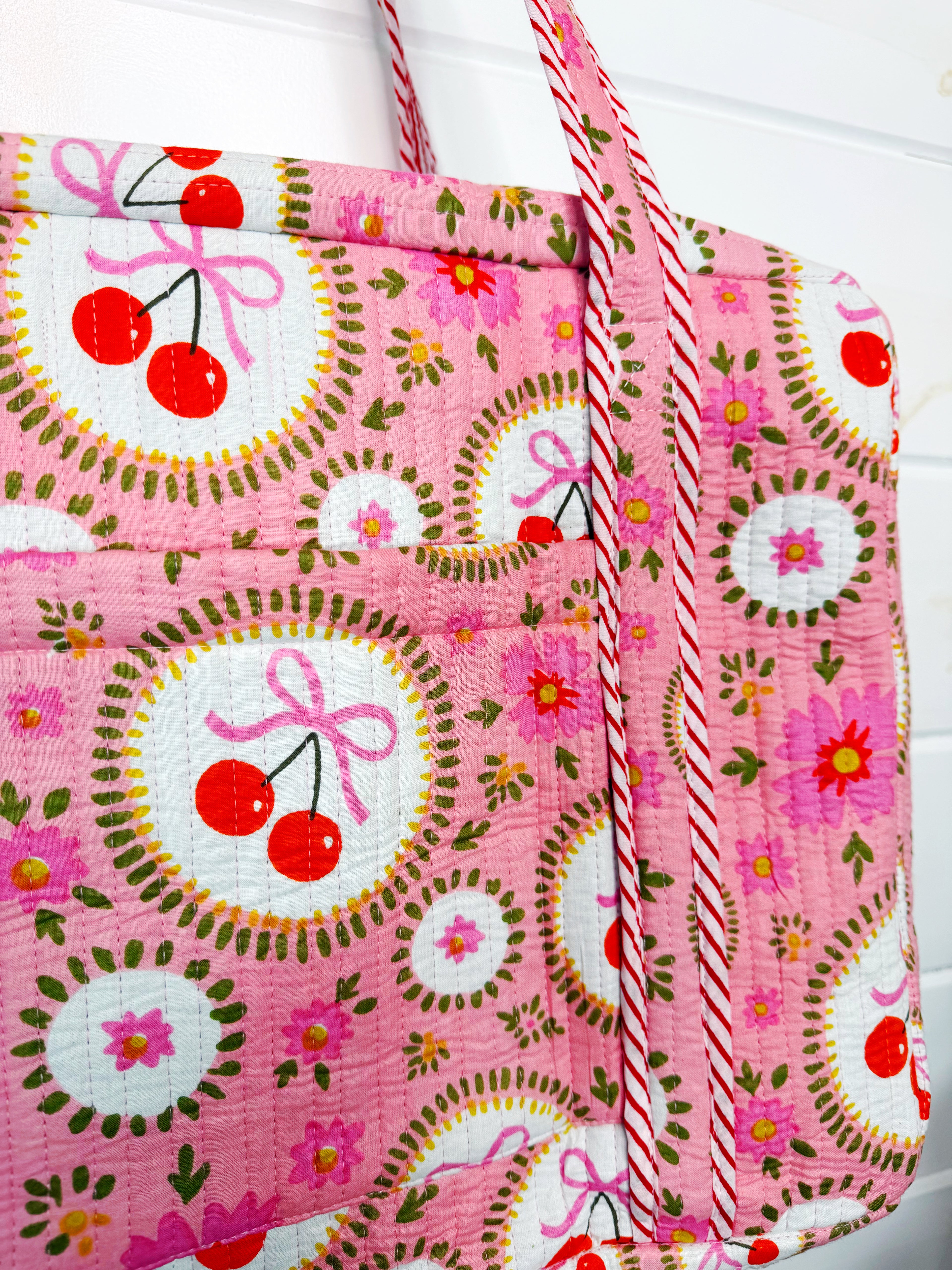 Quilted Weekender Duffle Overnight Bag - Pink Cherry & Bows