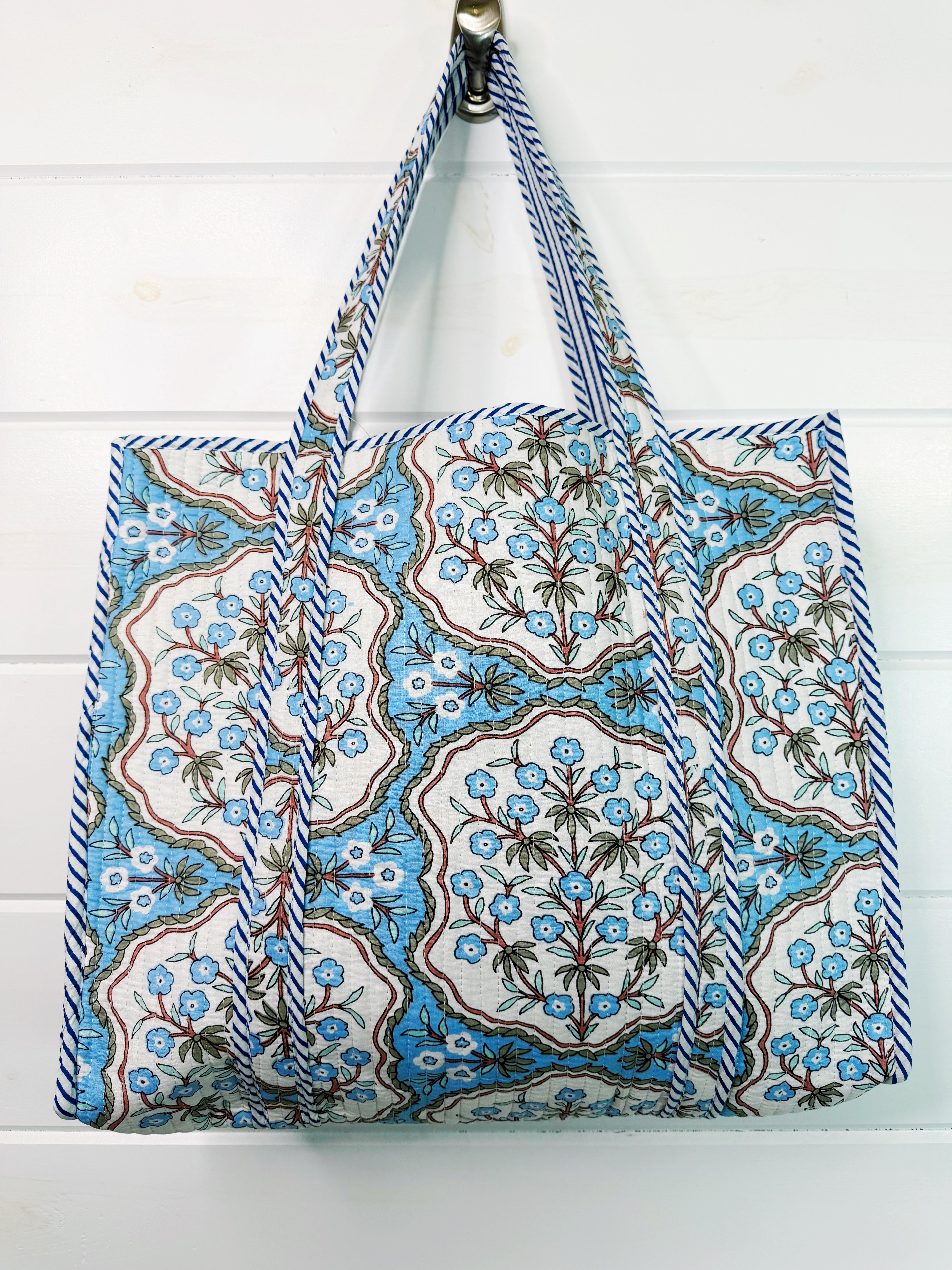 Large Quilted Tote Bag - Blue Petals Floral Print