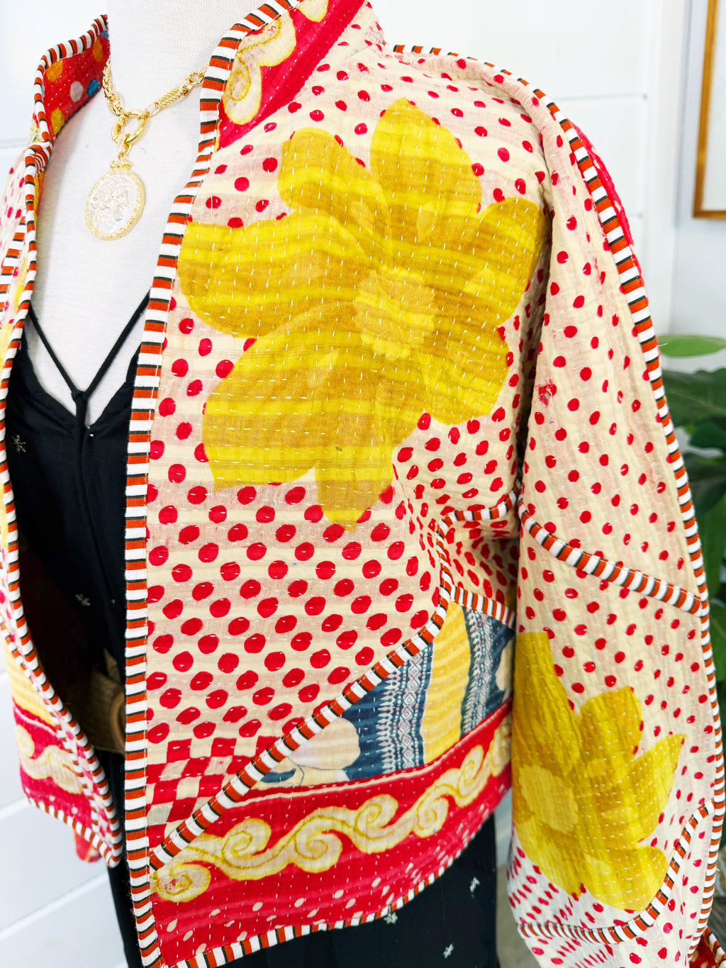 Patchwork Kantha Jacket – Quilted Reversible Blanket Coat