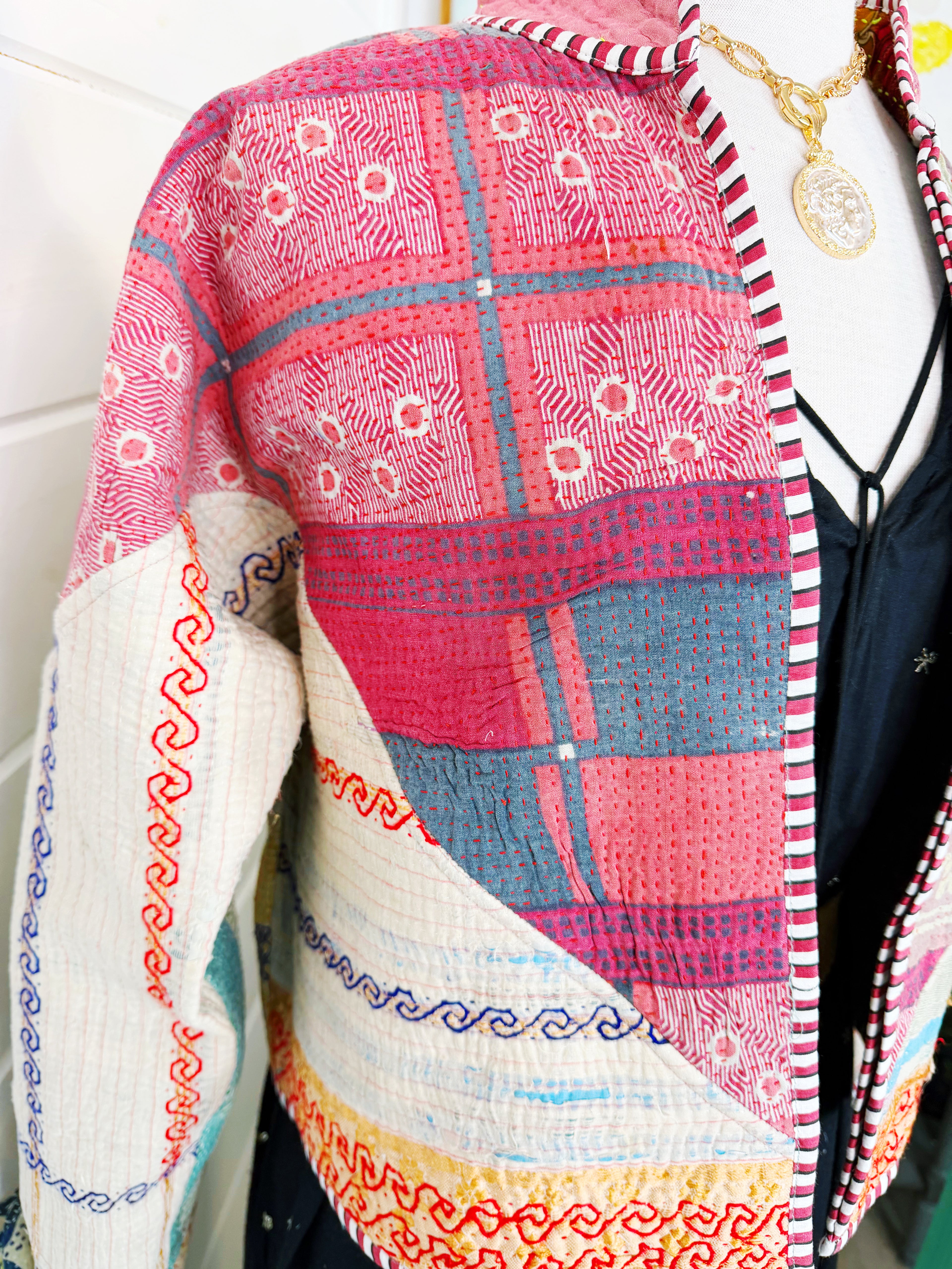 Patchwork Kantha Jacket – Quilted Reversible Blanket Coat