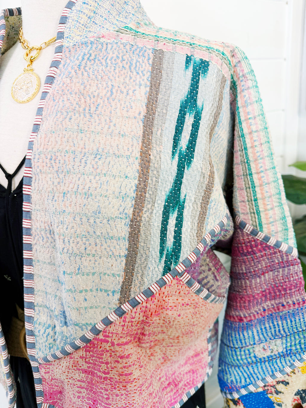 Patchwork Kantha Jacket – Quilted Reversible Blanket Coat