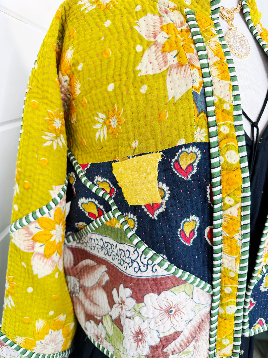 Patchwork Kantha Jacket – Quilted Reversible Blanket Coat