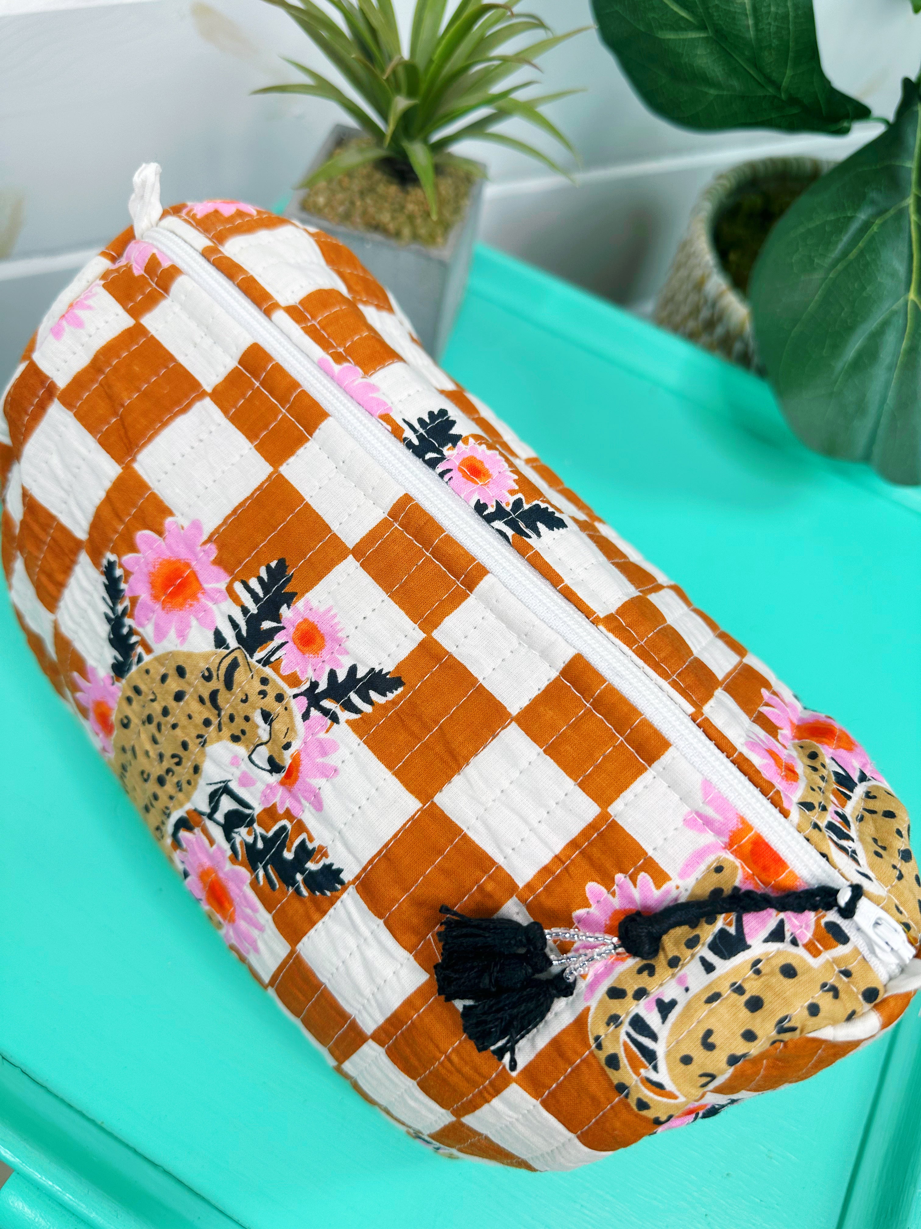 Gold Checkered Jaguar Print Quilted Makeup Cosmetics Toiletry Bag