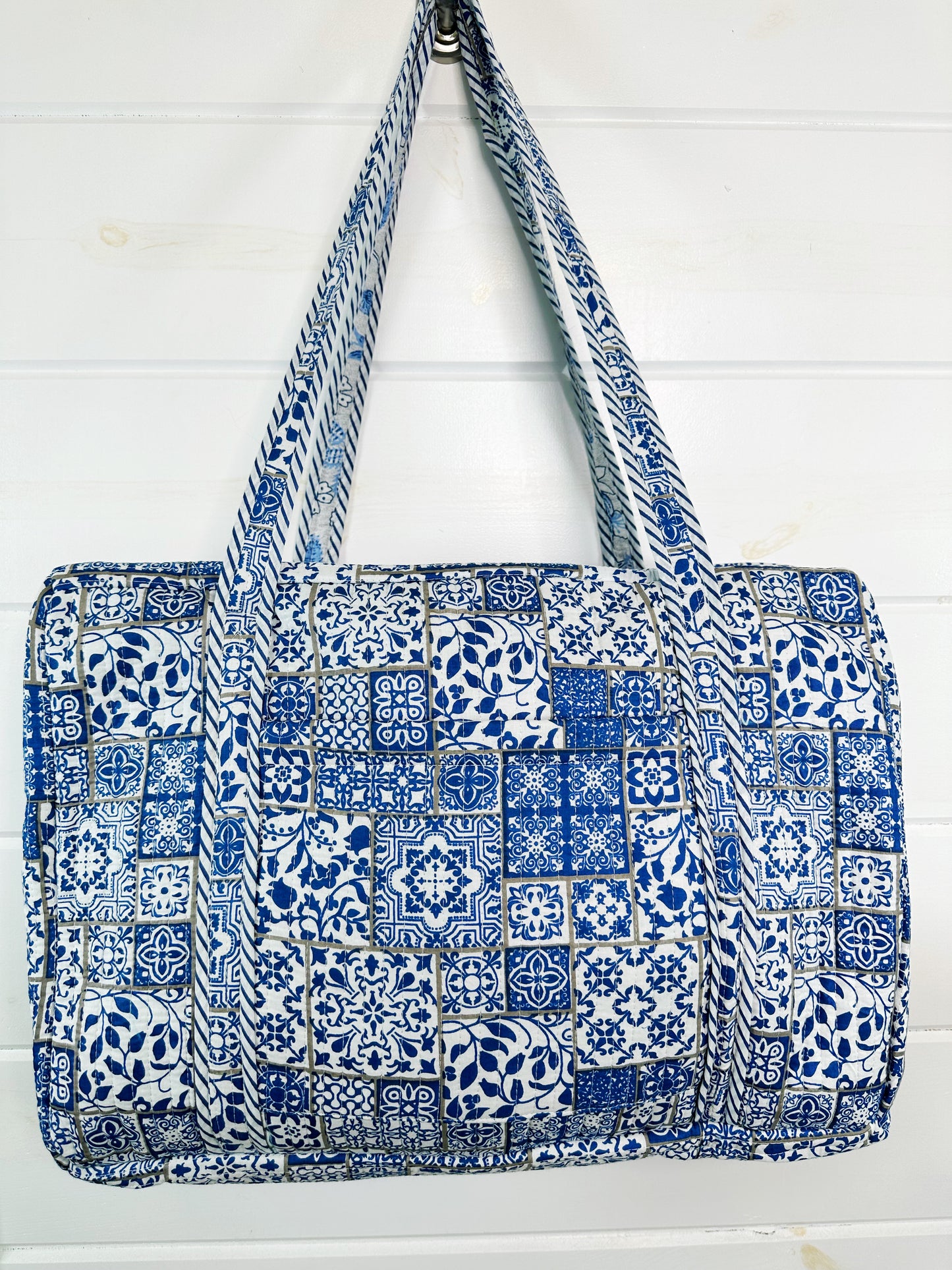 Blue and White Mosaic Print Quilted Weekender Overnight Bag