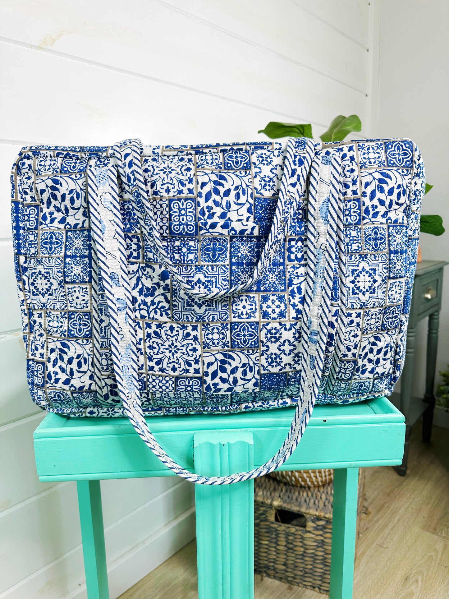 Blue and White Mosaic Print Quilted Weekender Overnight Bag