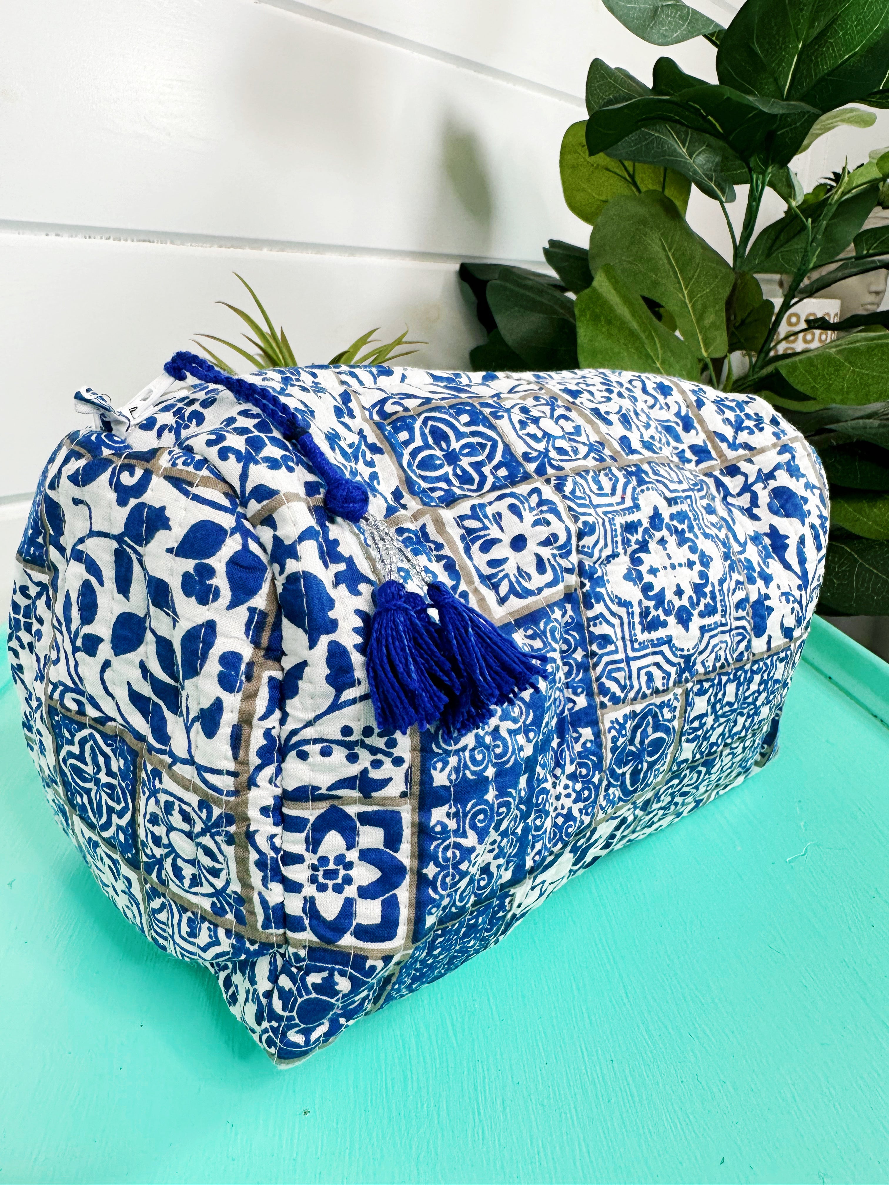 Blue and White Mosaic Print Quilted Makeup Cosmetics Toiletry Bag