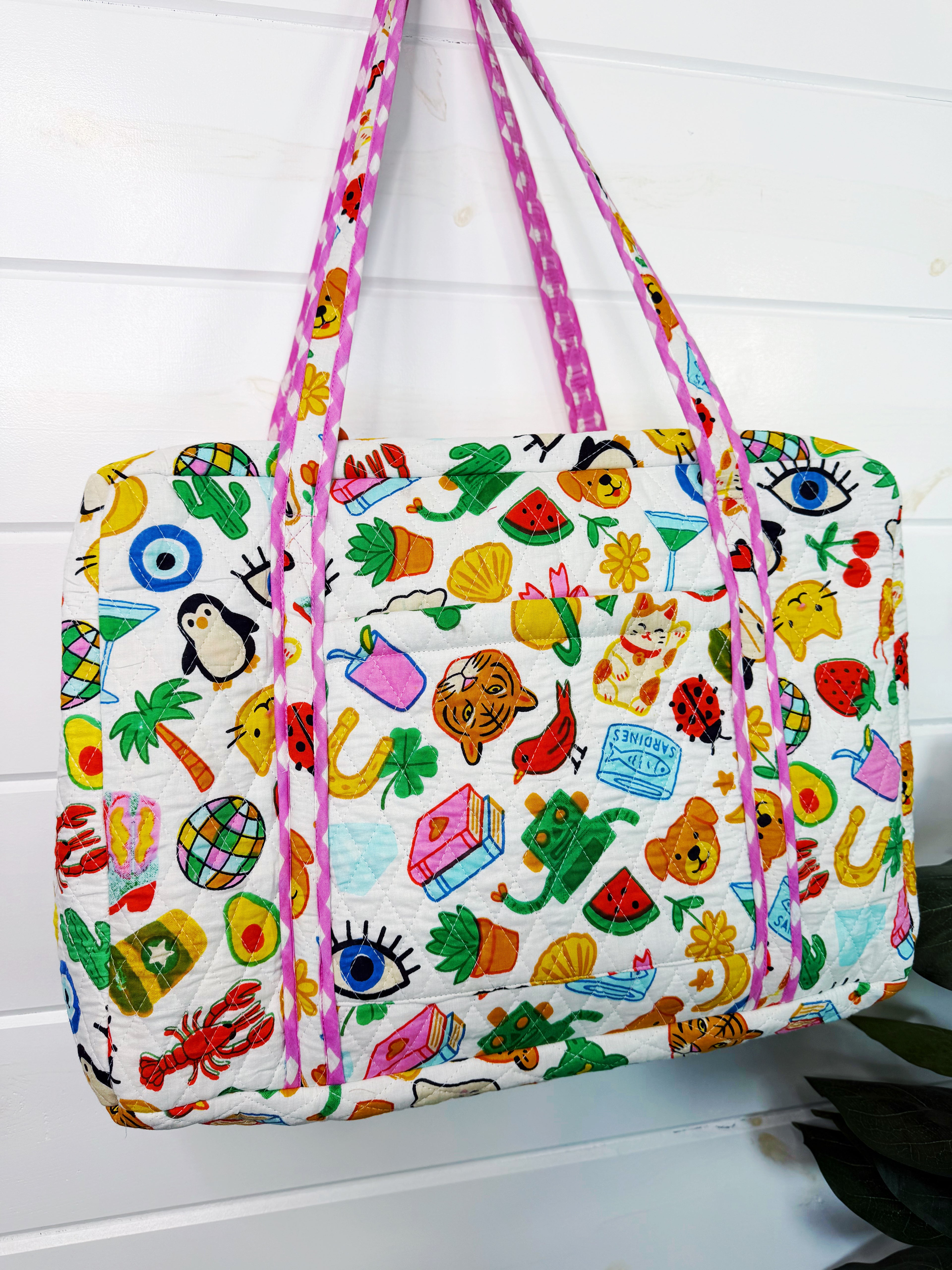Quilted Weekender Duffle Overnight Bag - Lucky Vibes Print White
