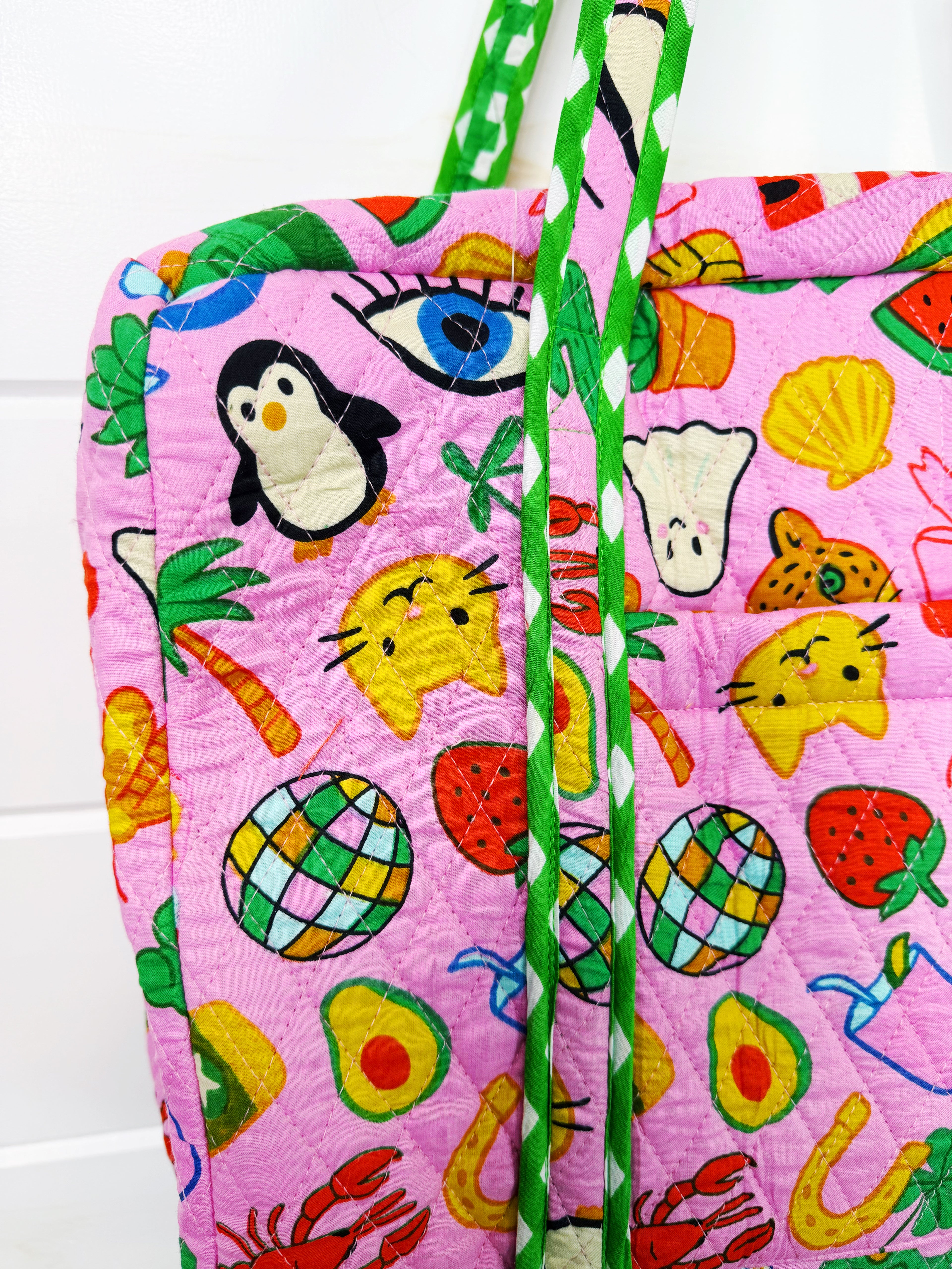 Quilted Weekender Duffle Overnight Bag - Lucky Vibes Print Pink