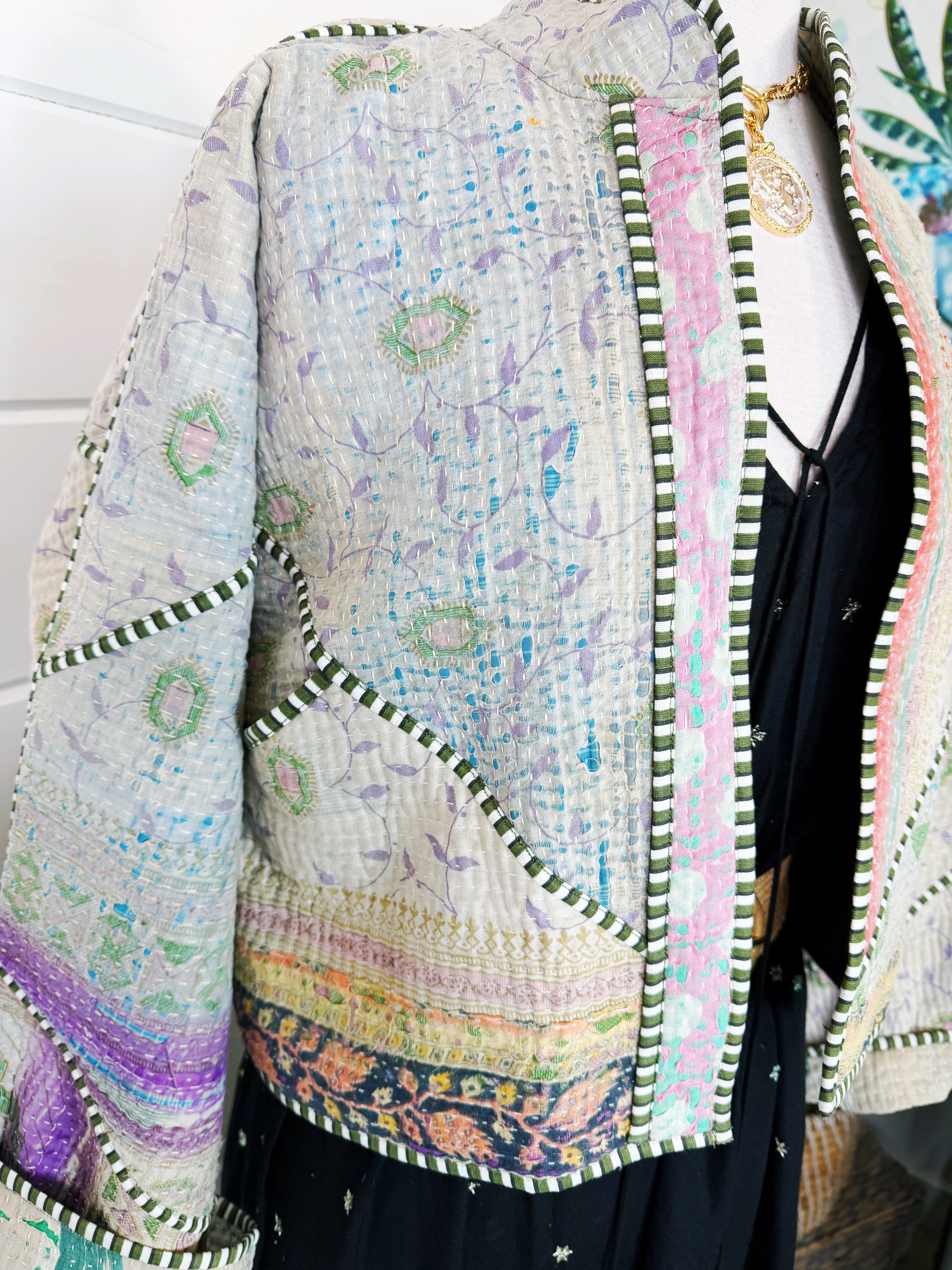 Patchwork Kantha Jacket – Quilted Reversible Blanket Coat