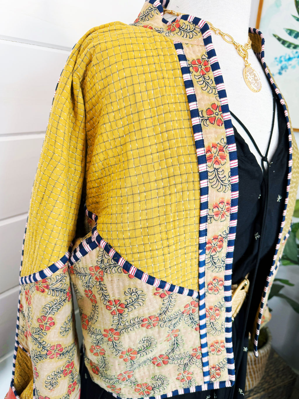 Patchwork Kantha Jacket – Quilted Reversible Blanket Coat