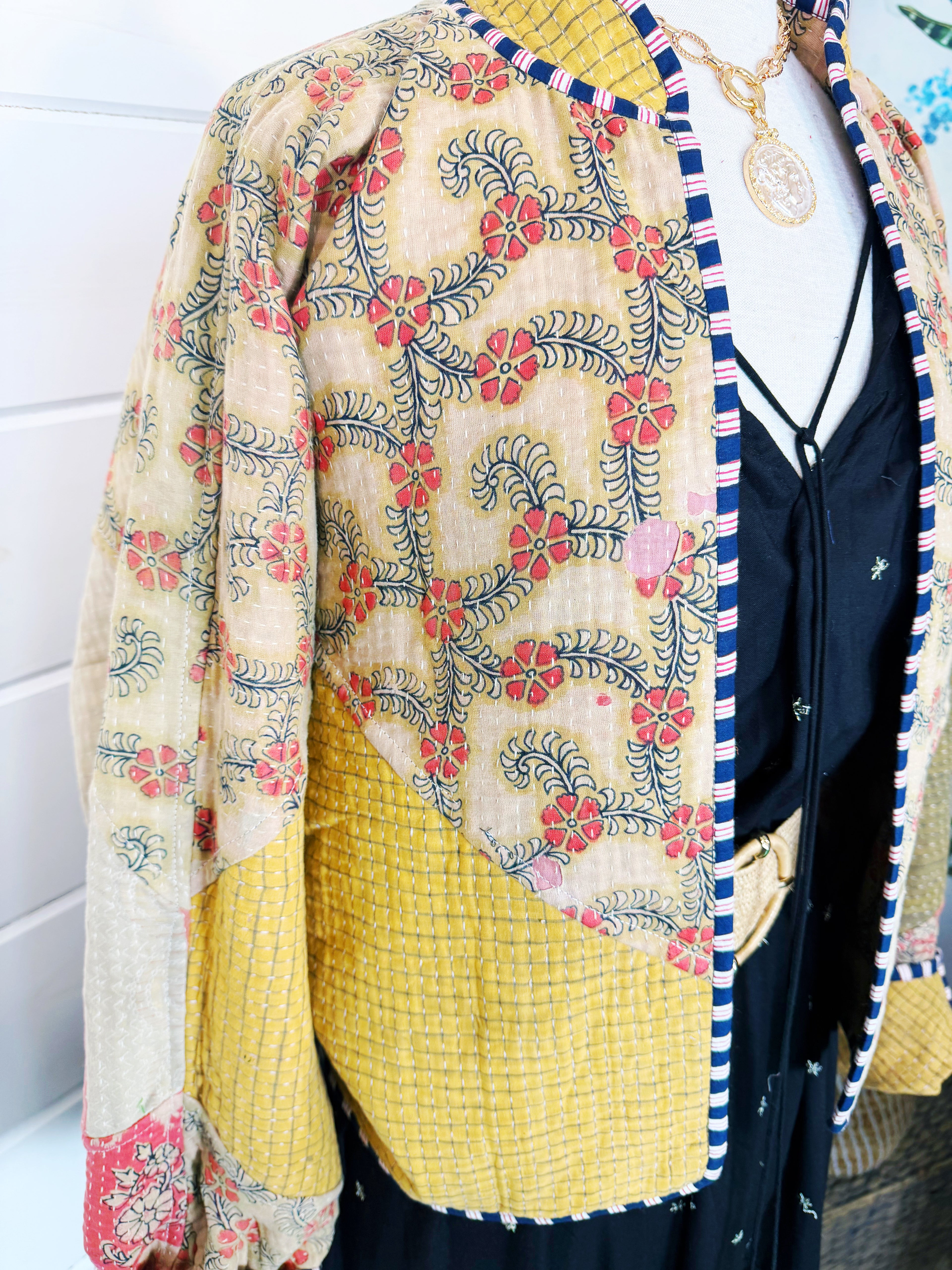 Patchwork Kantha Jacket – Quilted Reversible Blanket Coat