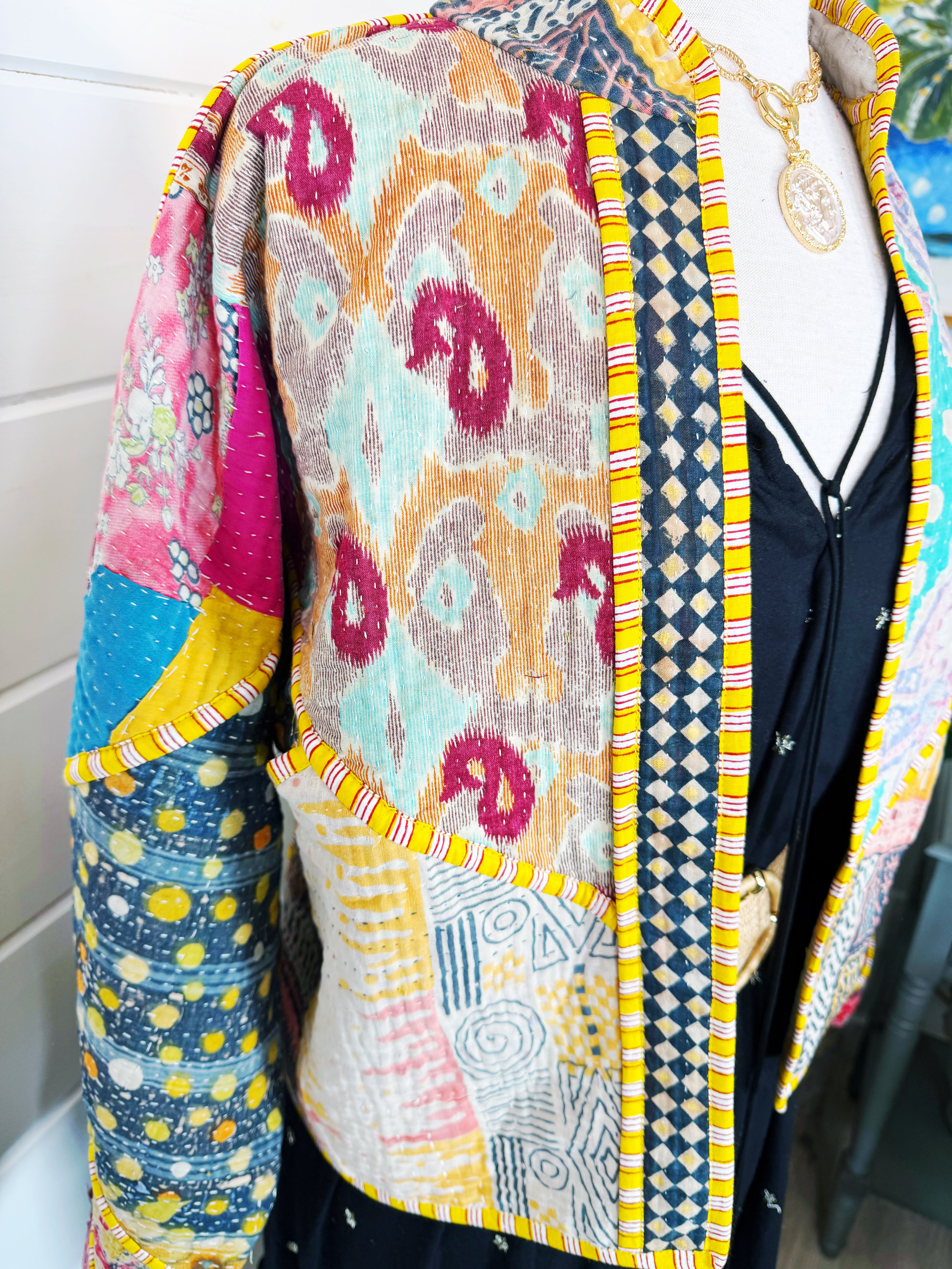 Patchwork Kantha Jacket – Quilted Reversible Blanket Coat