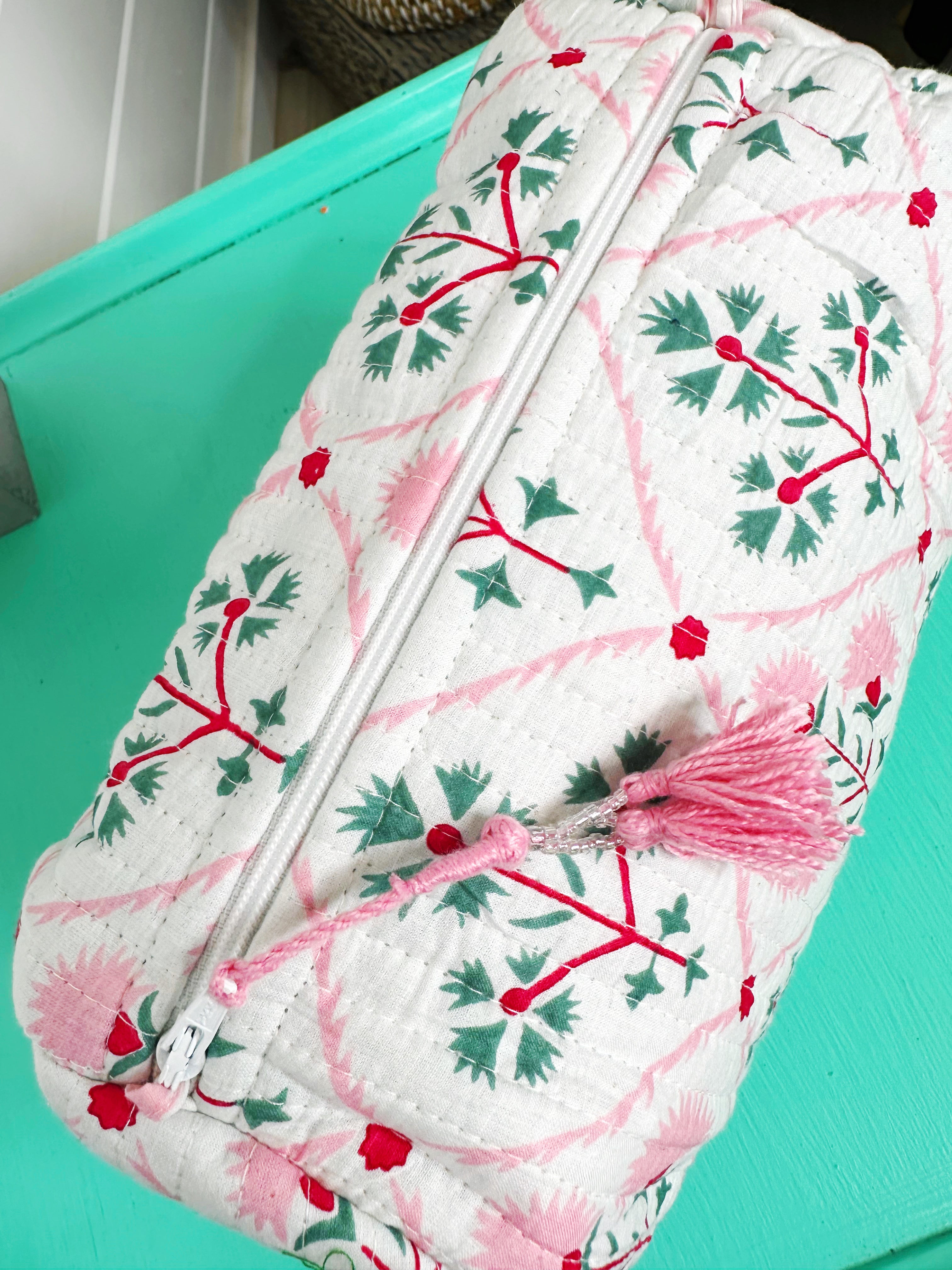 Folk Floral Print Quilted Makeup Cosmetics Toiletry Bag