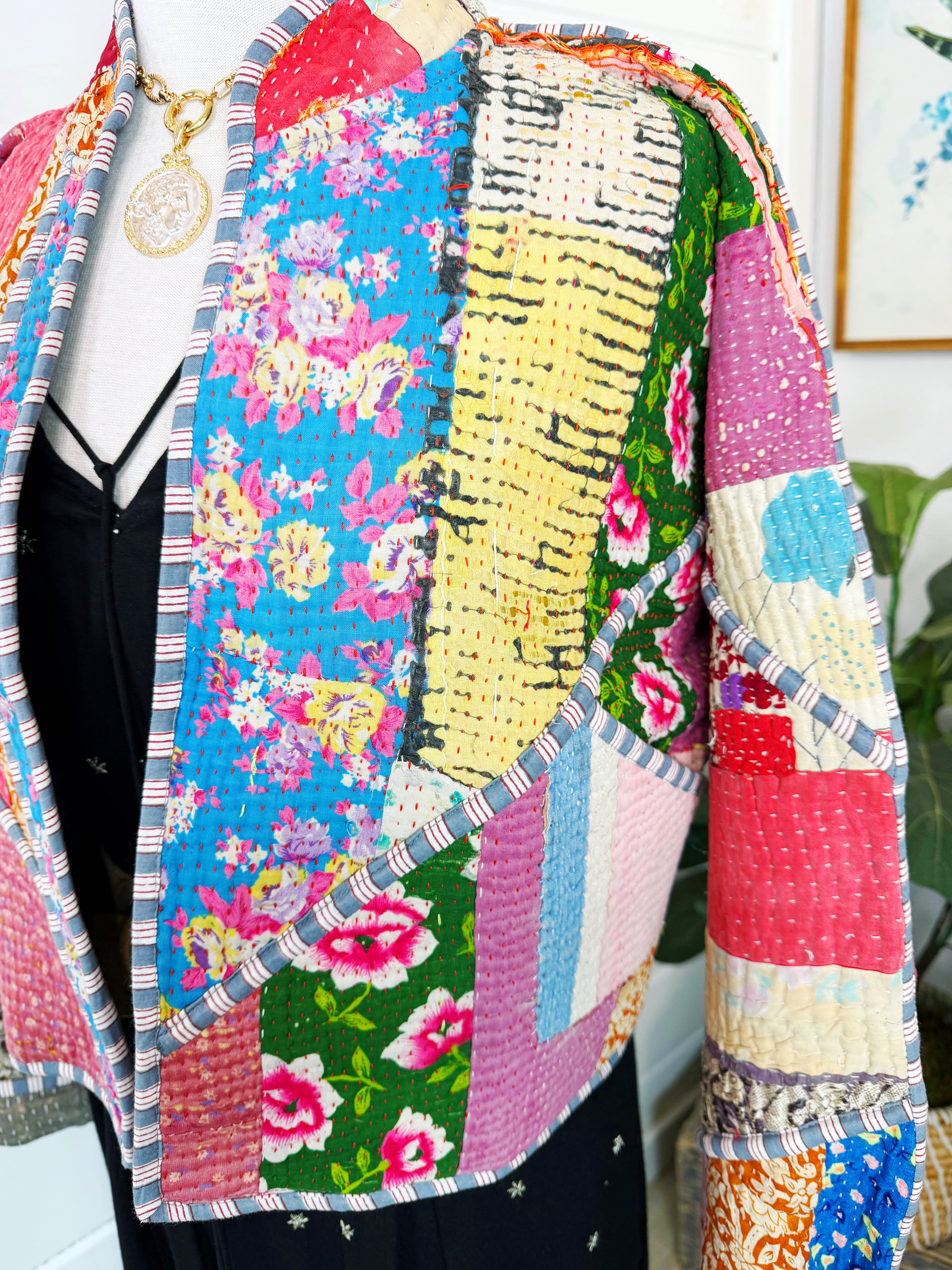 Boho Patchwork Kantha Jacket – Handmade Quilted & Reversible Blanket Coat