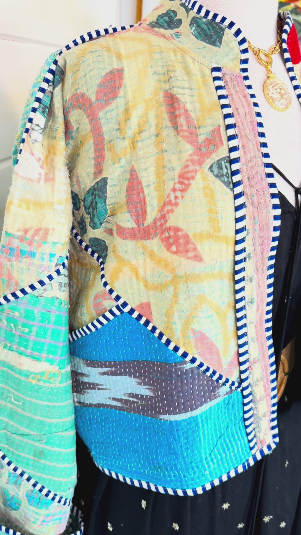 Patchwork Kantha Jacket – Quilted Reversible Blanket Coat